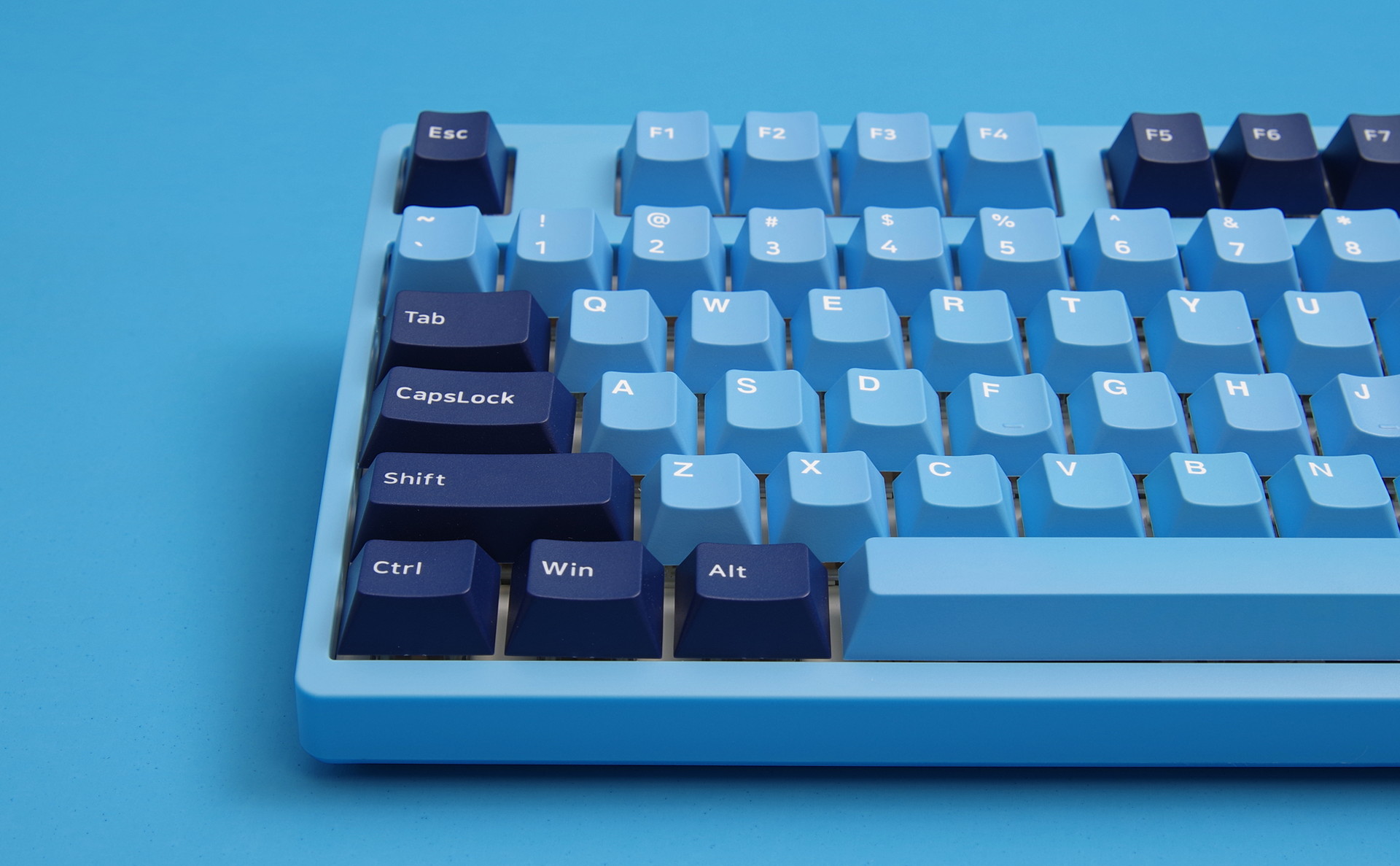 Akko 3108V2 Sailor Moon Gaming Mechanical Keyboard Pink Switch Double Shot Dye Sub PBT Keycaps NKRO Detachable USB Type-C Pink Cat Paw