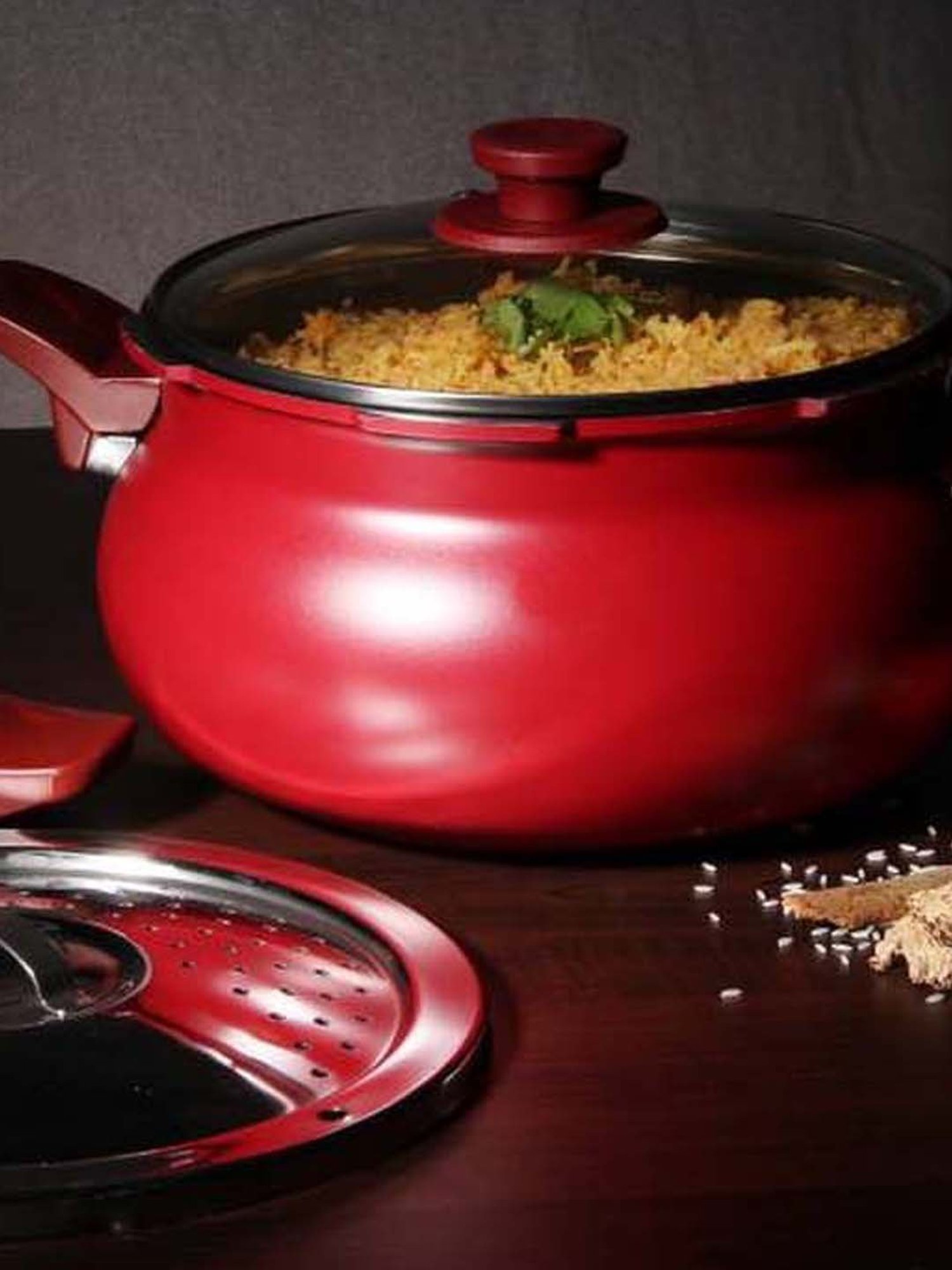 Pigeon Red Aluminium Induction Friendly Pressure Cooker With Lid & Strainer (5 L) - Set of 1