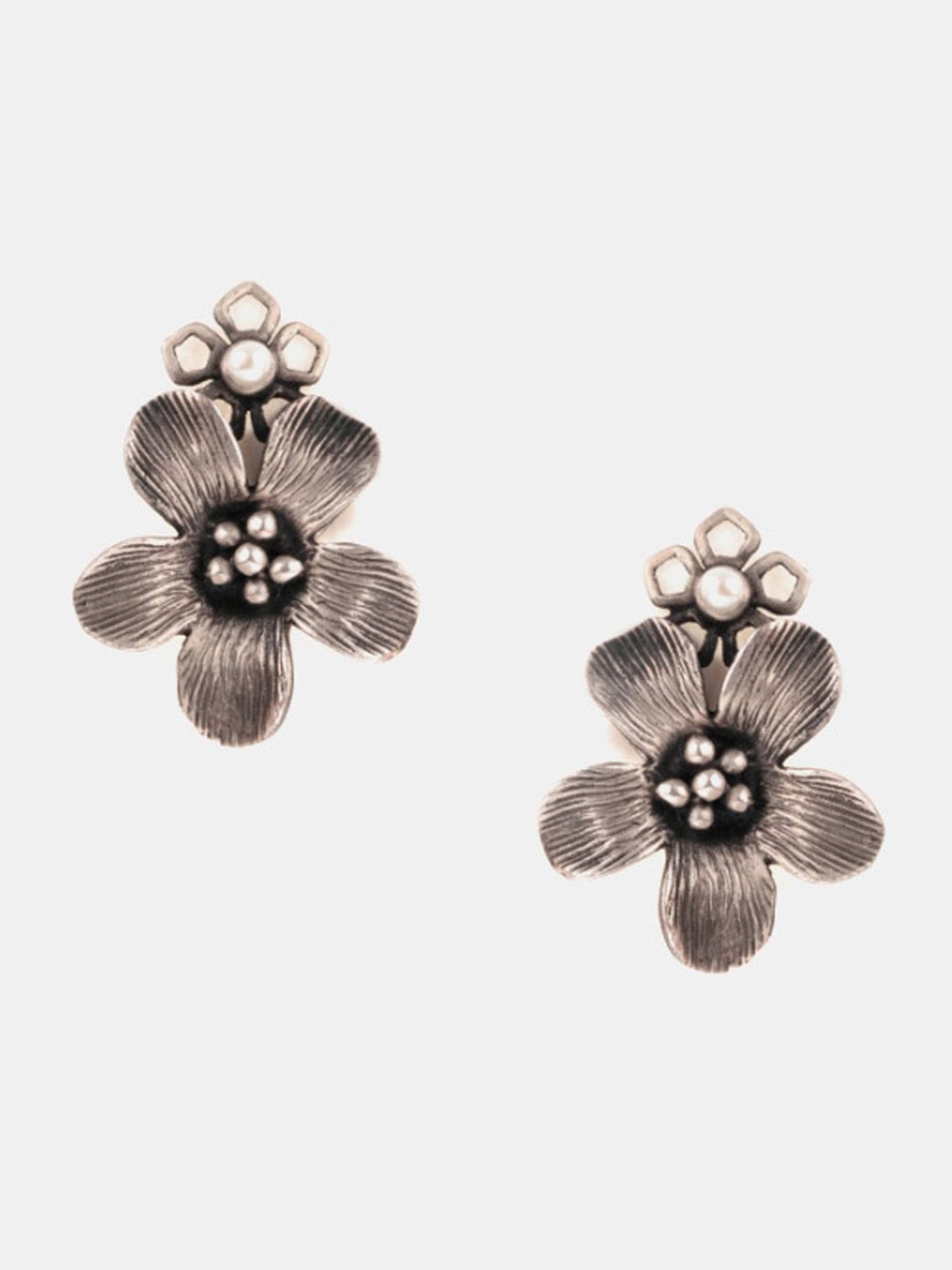 Shaya 92.5 Sterling Silver Marie C Earrings for Women