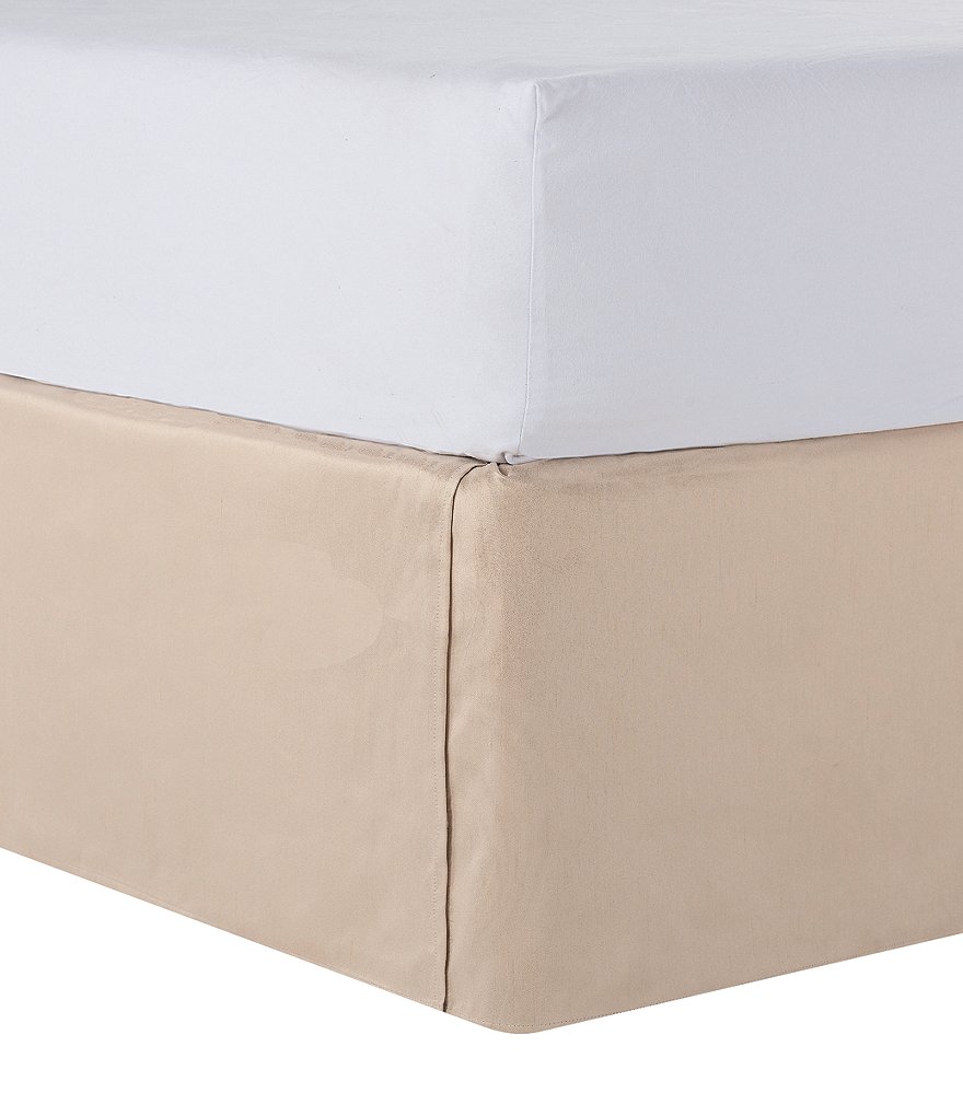 J. Queen New York Vera Bedding Collection