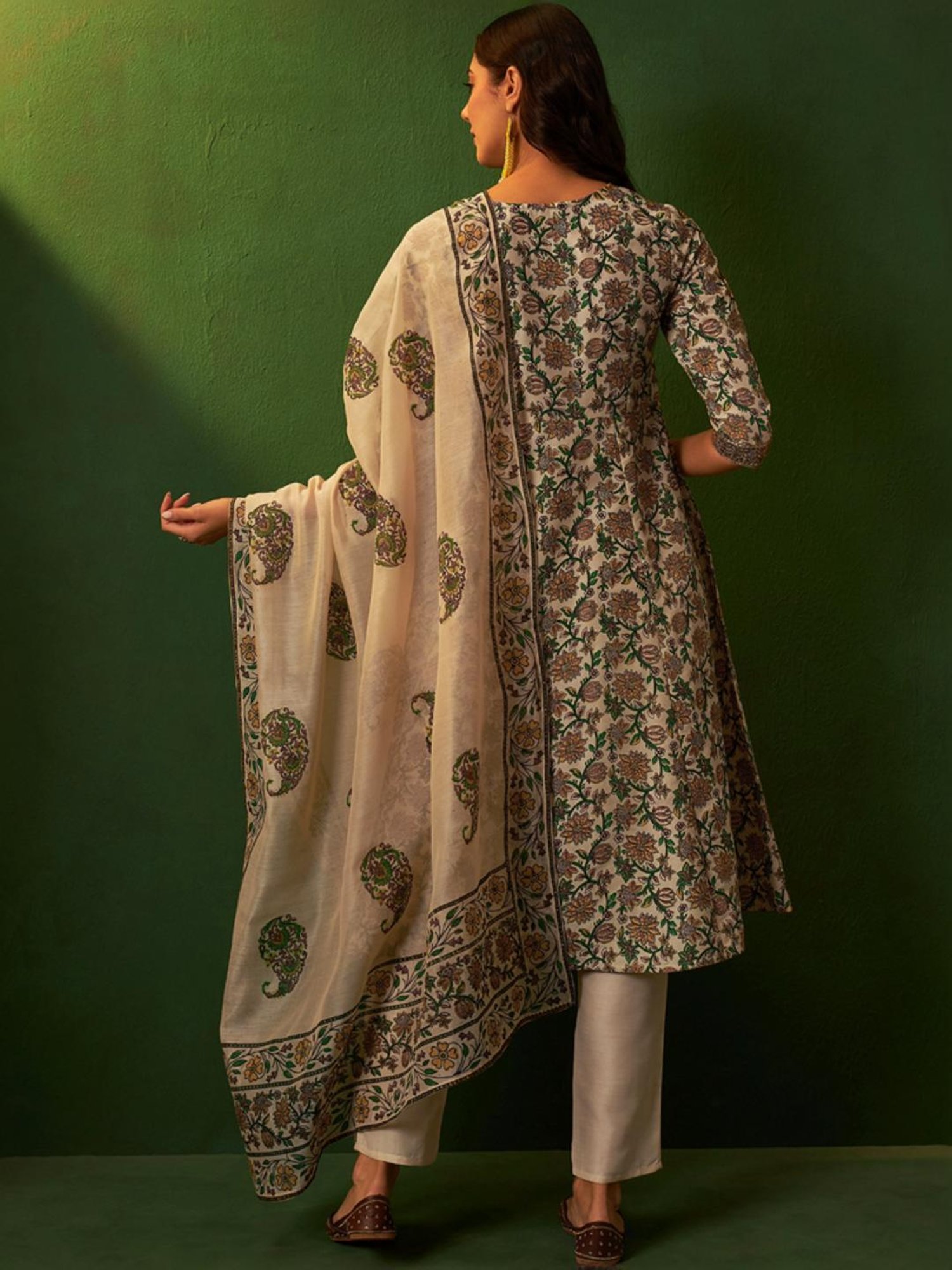 Ziyaa Beige Printed Kurta Pant Set With Dupatta