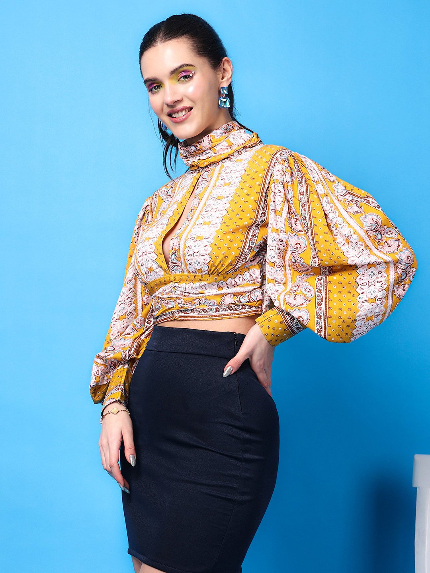 Scorpius Yellow & White Printed Crop Top