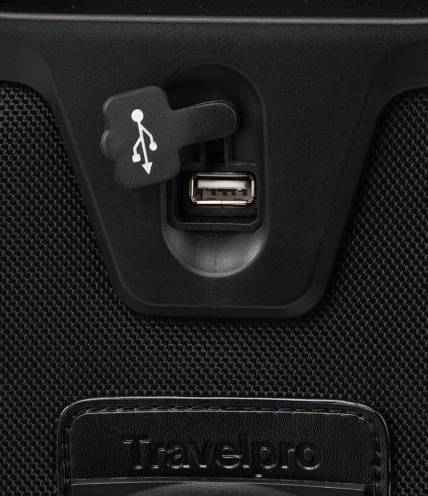 Travelpro Platinum Elite International Expandable Carry-On Rollaboard