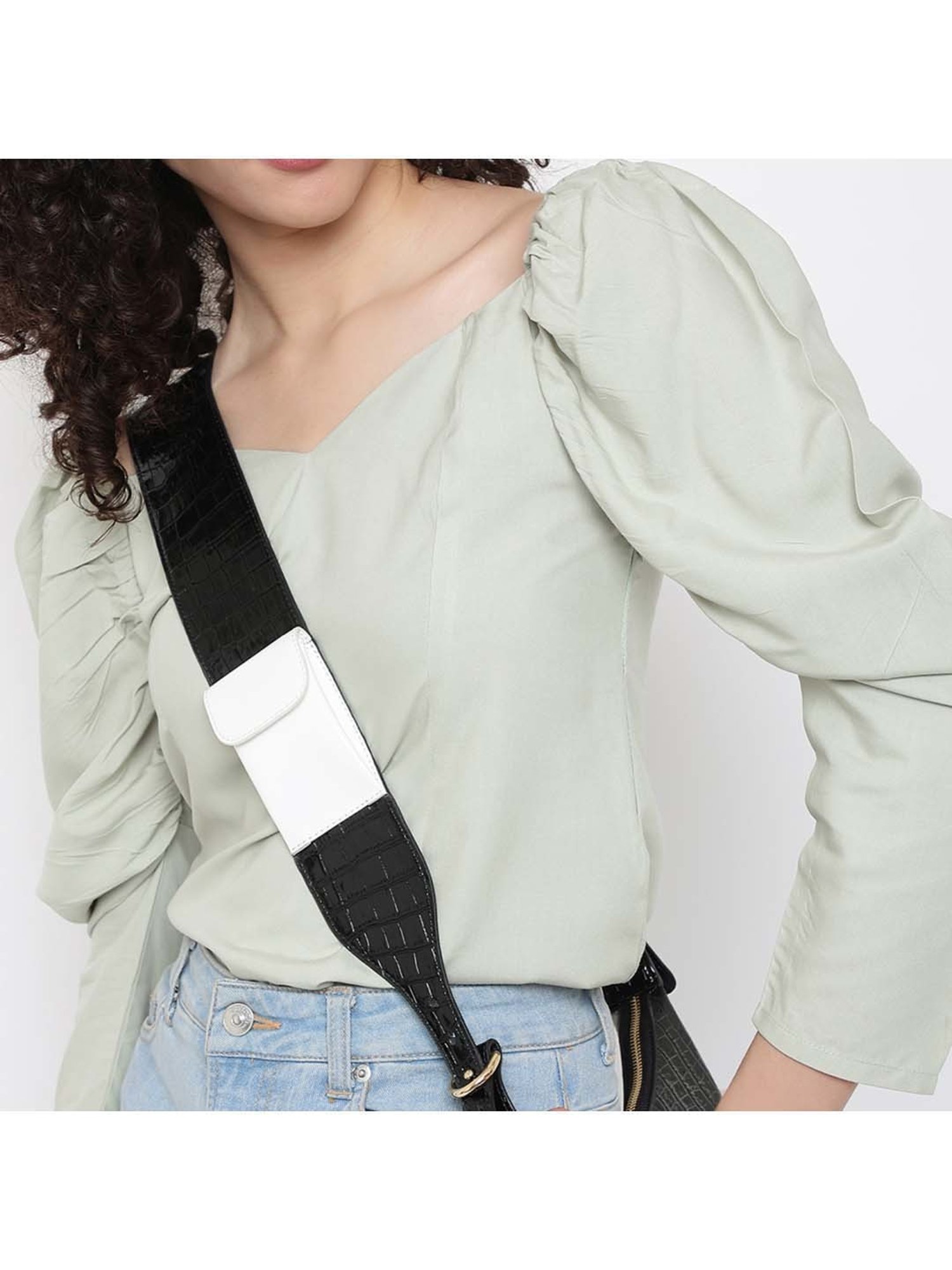 KLEIO Black Textured Medium Sling Handbag