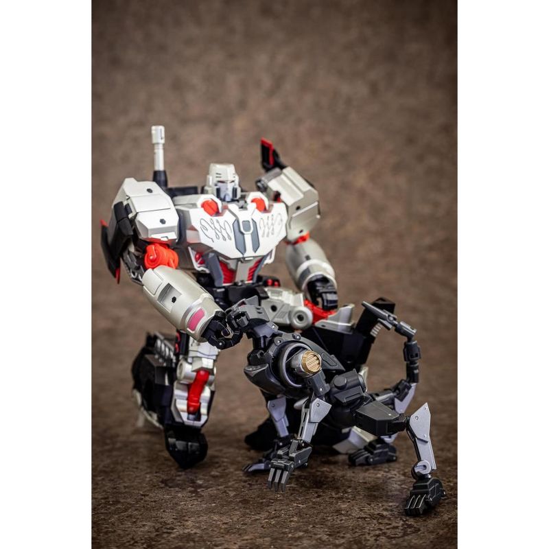 R-40 Jaguar and Tyrantron Upgrade Kit | Mastermind Creations Reformatted Action figures
