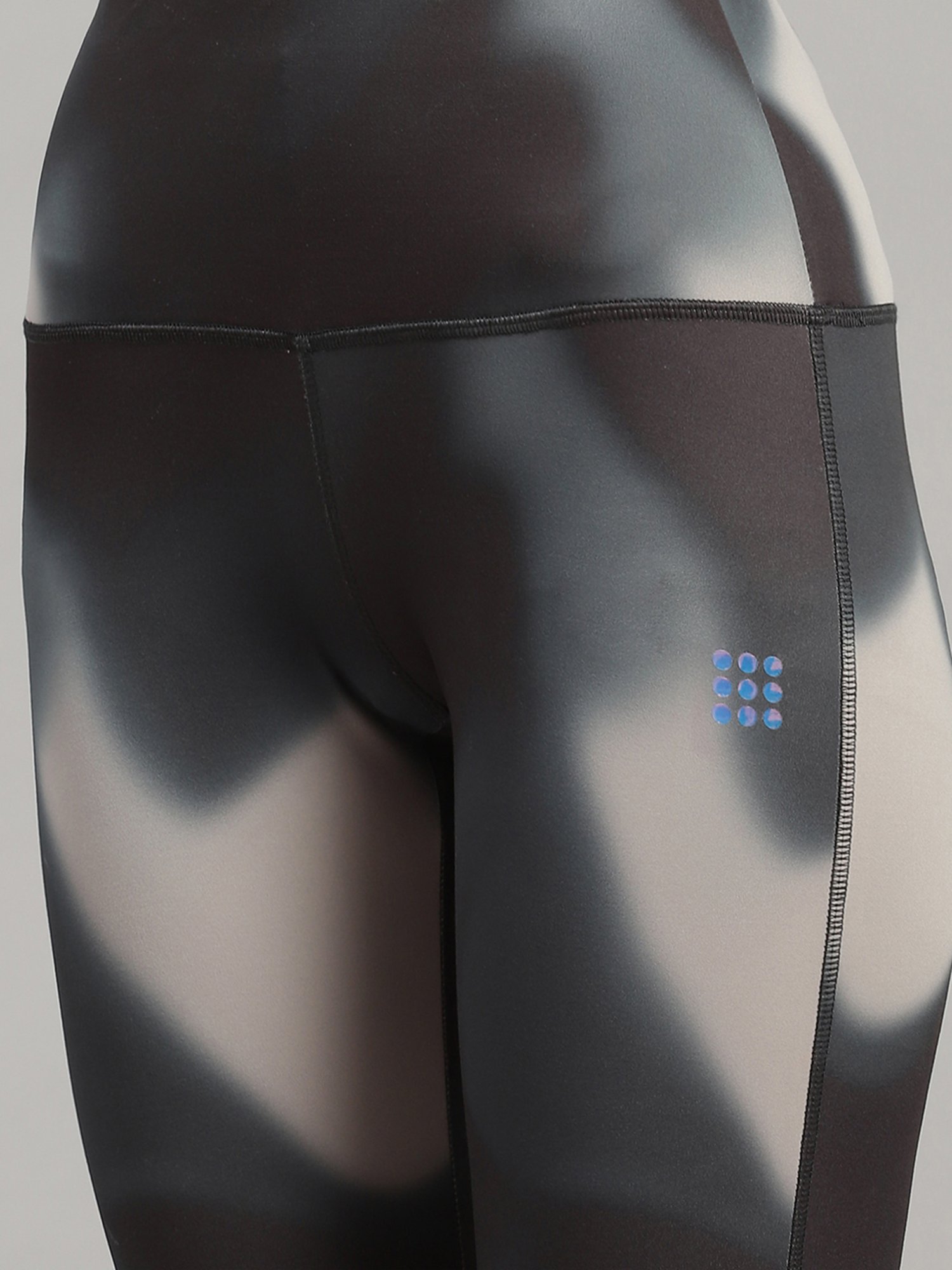 Rock.it Multicolor Tie - Dye Sports Bra With Tights