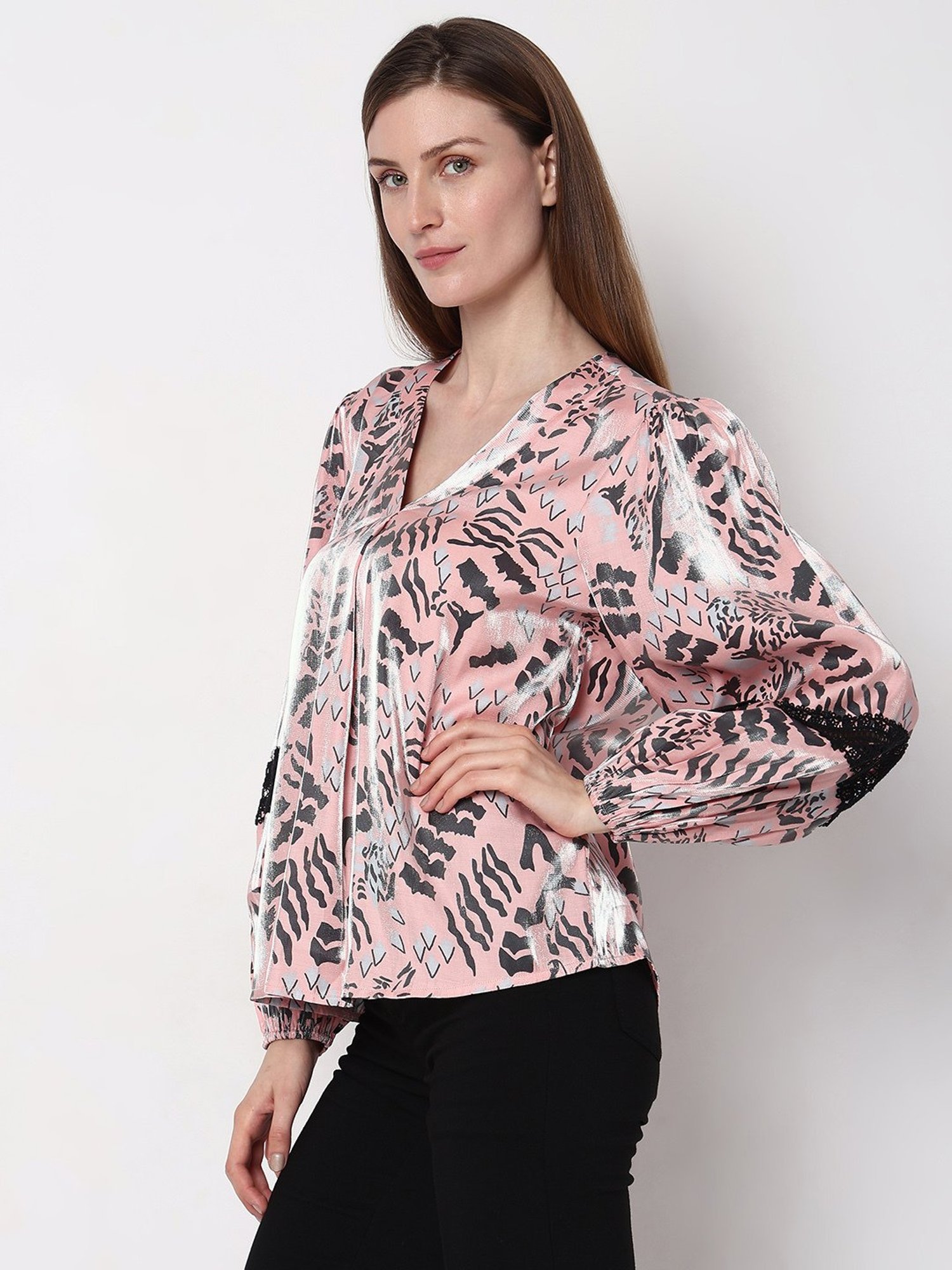 Vero Moda Pink & Black Printed Top