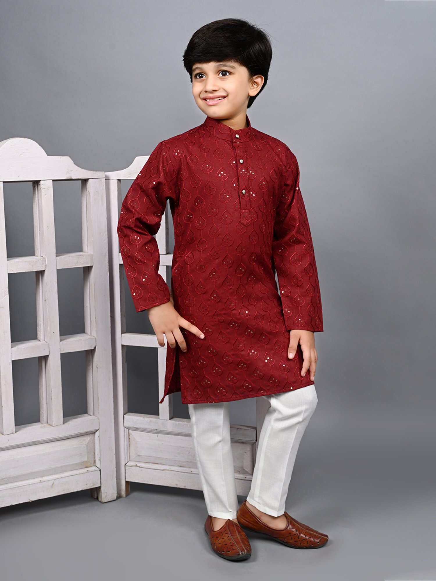 Ahhaaaa Kids Maroon & White Embellished Full Sleeves Kurta With Pyjamas