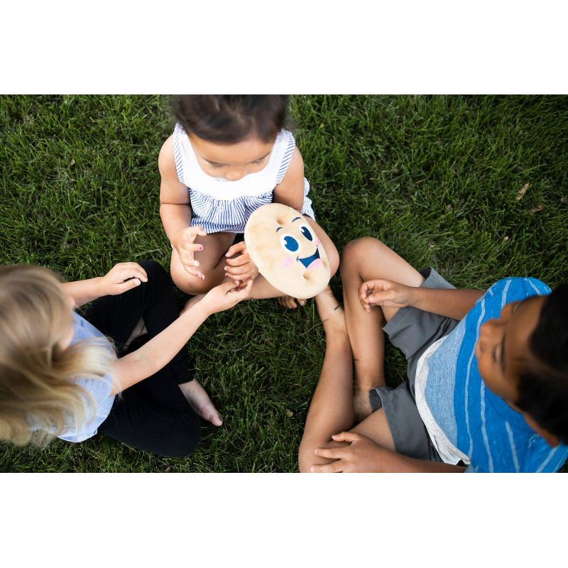 Chuckle & Roar Potato Toss Game