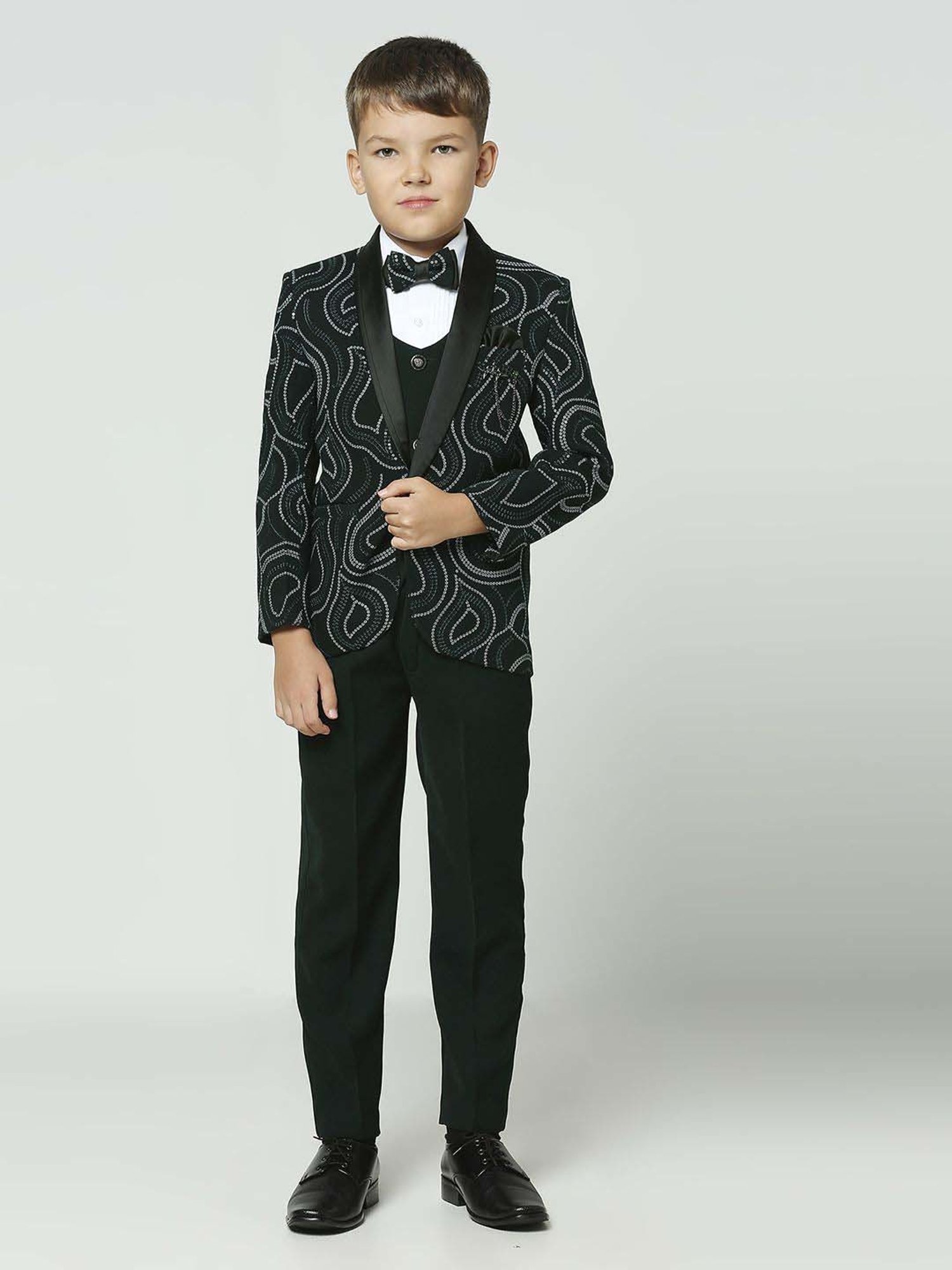 Kids Island Boys Green & White Embroidery Full Sleeves Suit Set