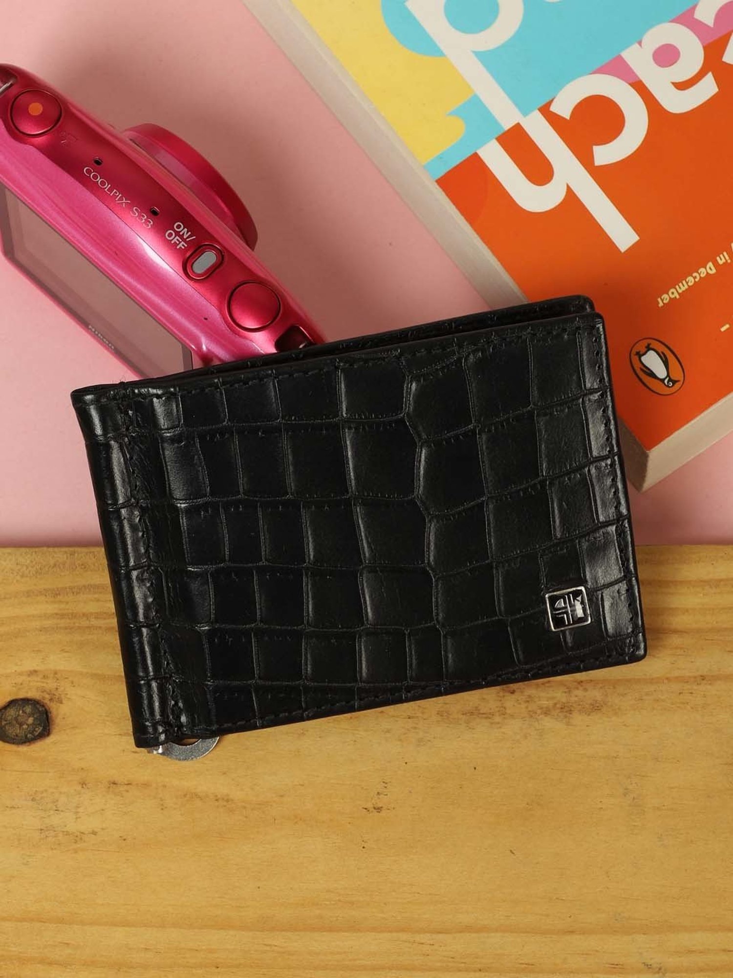 Carlton London Black Casual Leather Money Clip For Men