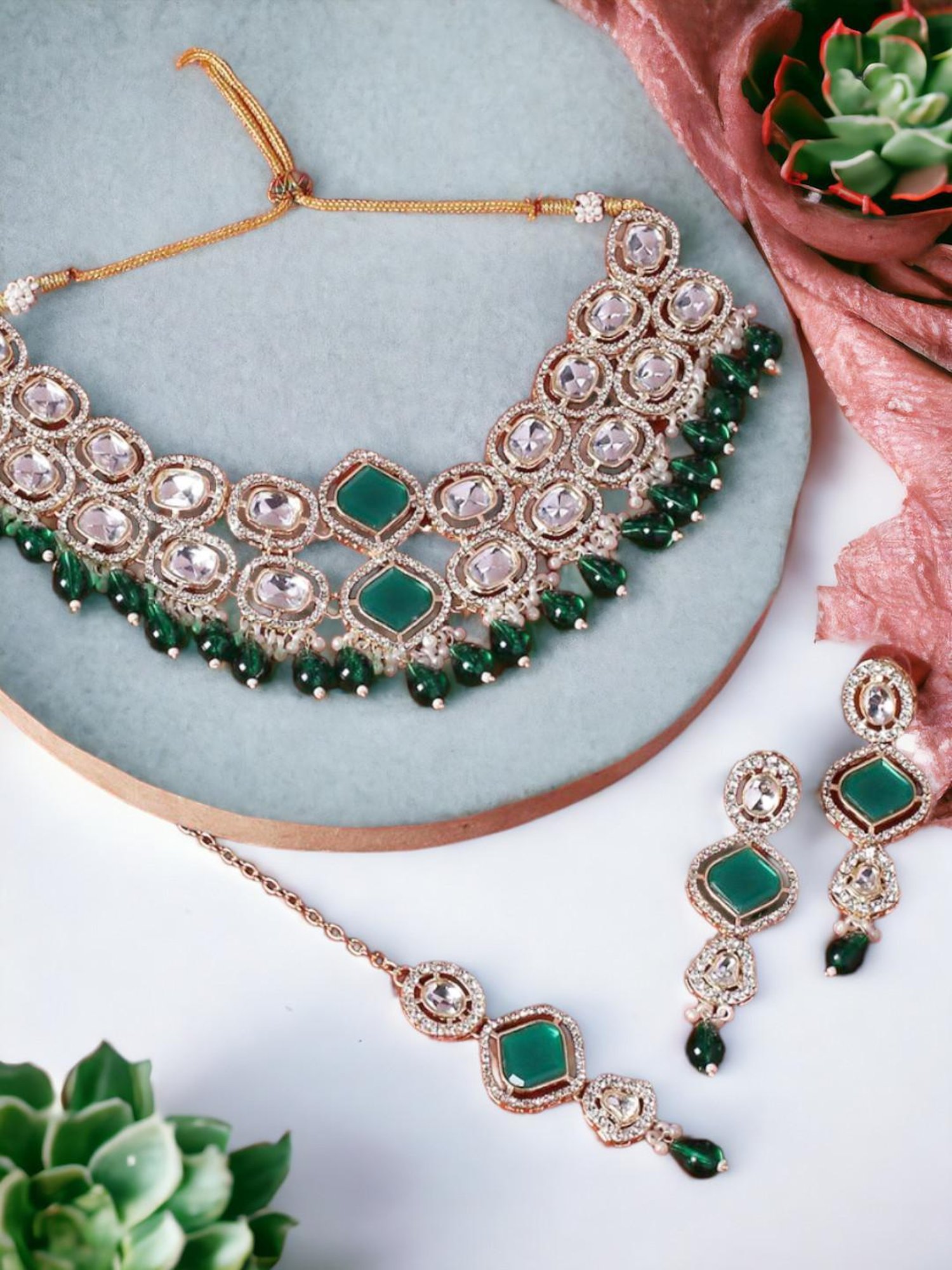 OOMPH Green Kundan Ethnic Choker &  Bracelet Set
