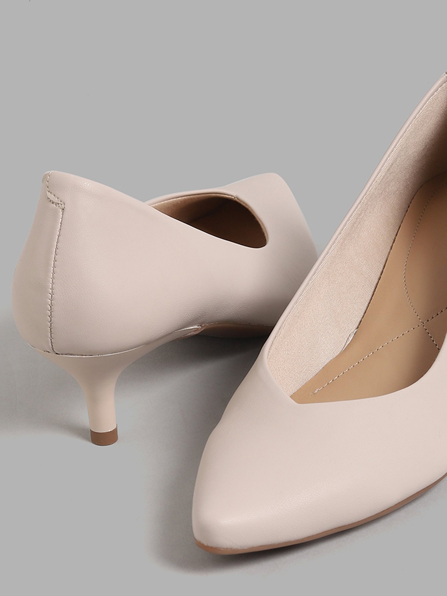 LUNA BLU by Westside Solid Ivory Pointed Pump Shoes