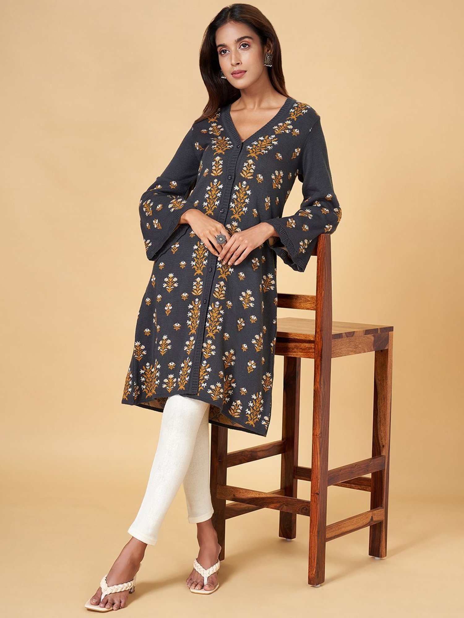 Rangmanch by Pantaloons Grey Printed Long Cardigan