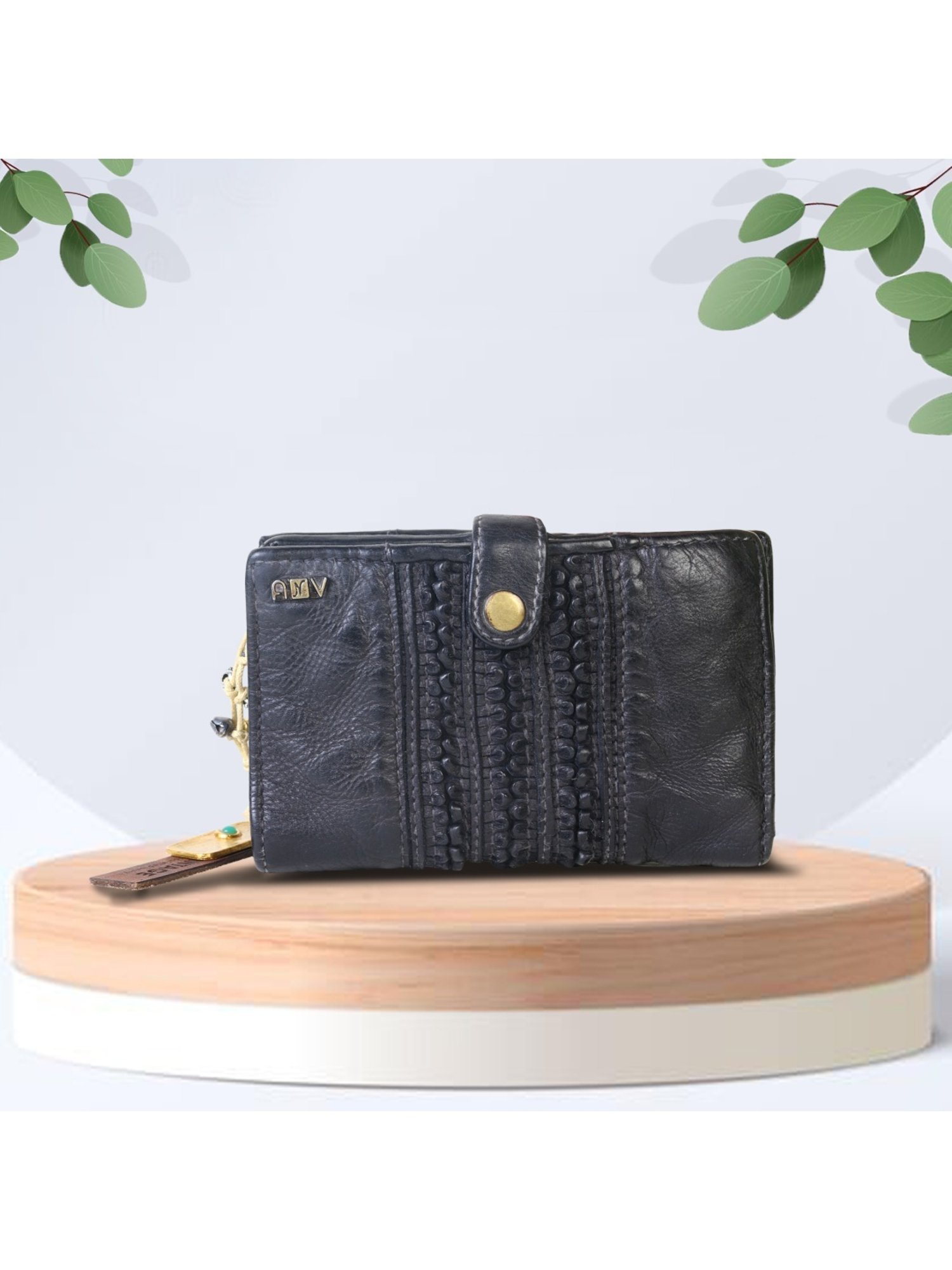 Art N Vintage Volga Black Leather Textured  Bi-Fold Wallet for Women