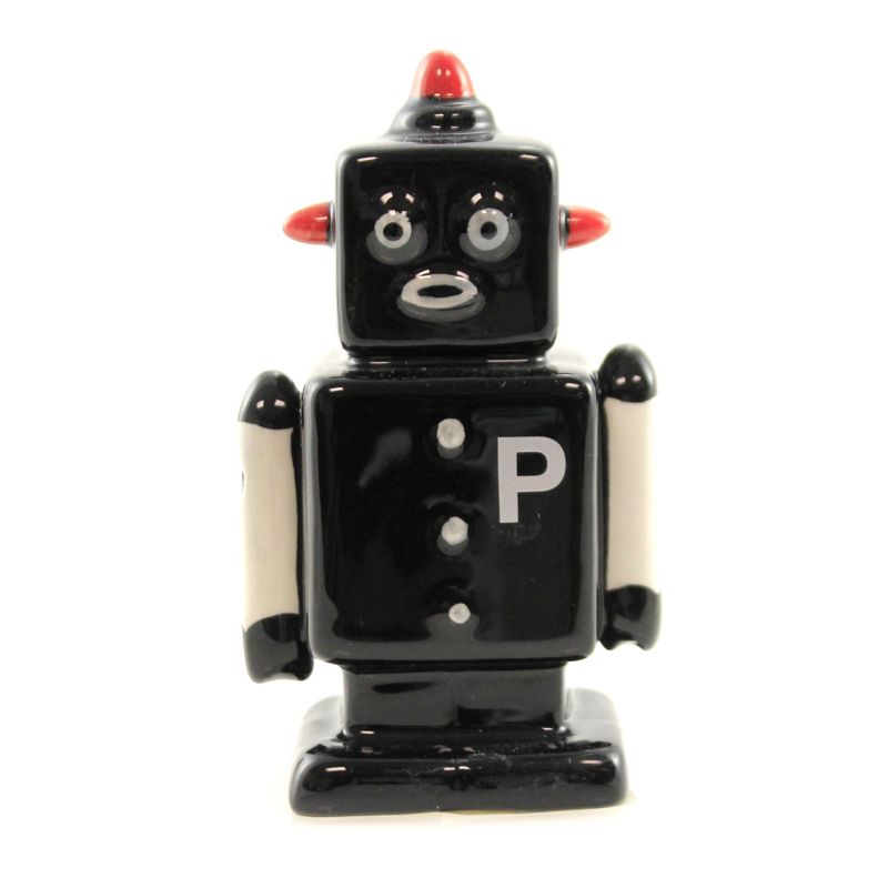 Tabletop 3.75" Robots Machine Human Form Pacific Trading  -  Salt And Pepper Shaker Sets