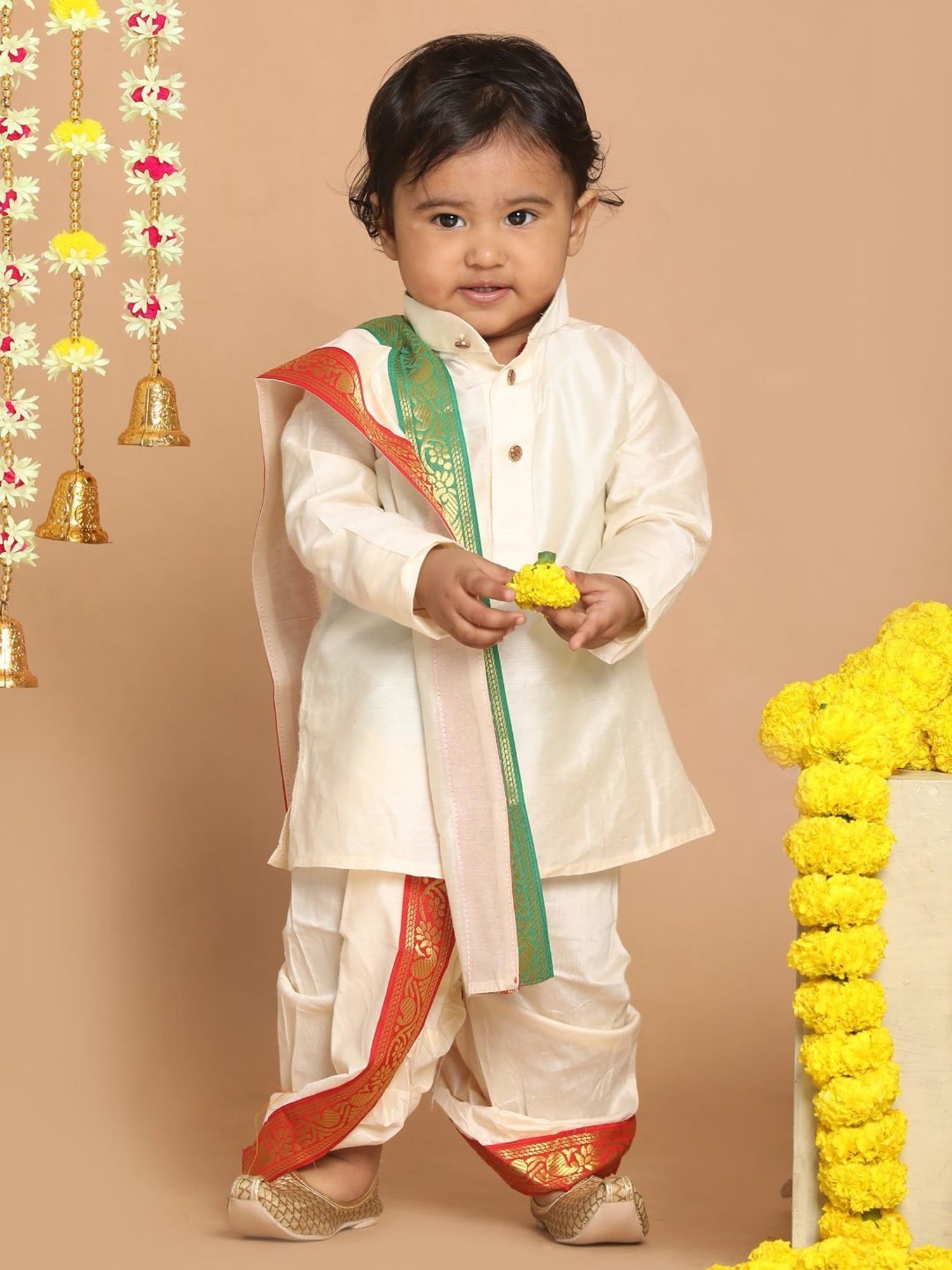 VASTRAMAY SISHU Cream & Red Cotton Straight Fit Kurta Set