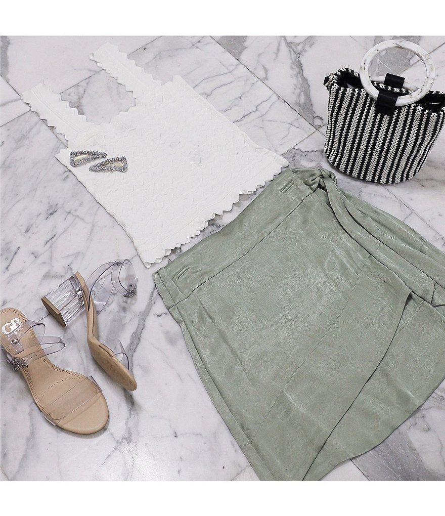 GB New-Skool Vinyl Two-Piece Ankle Strap Block Heel Dress Sandals