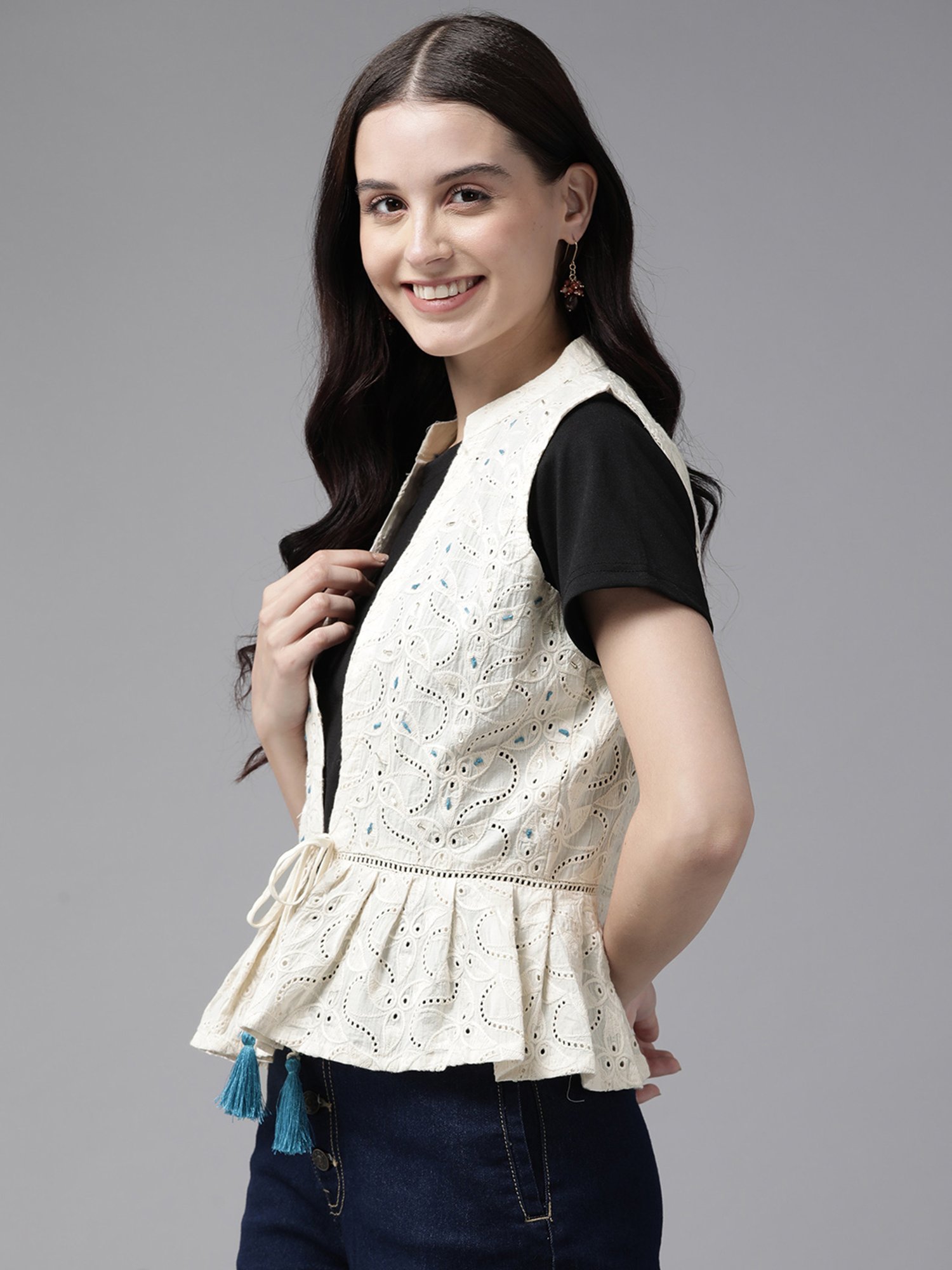 Aarika White Cotton Embroidered Shrug