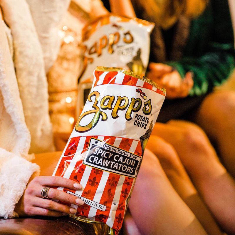 Zapp's New Orleans Kettle Style Spicy Cajun Crawtators Potato Chips - 9oz