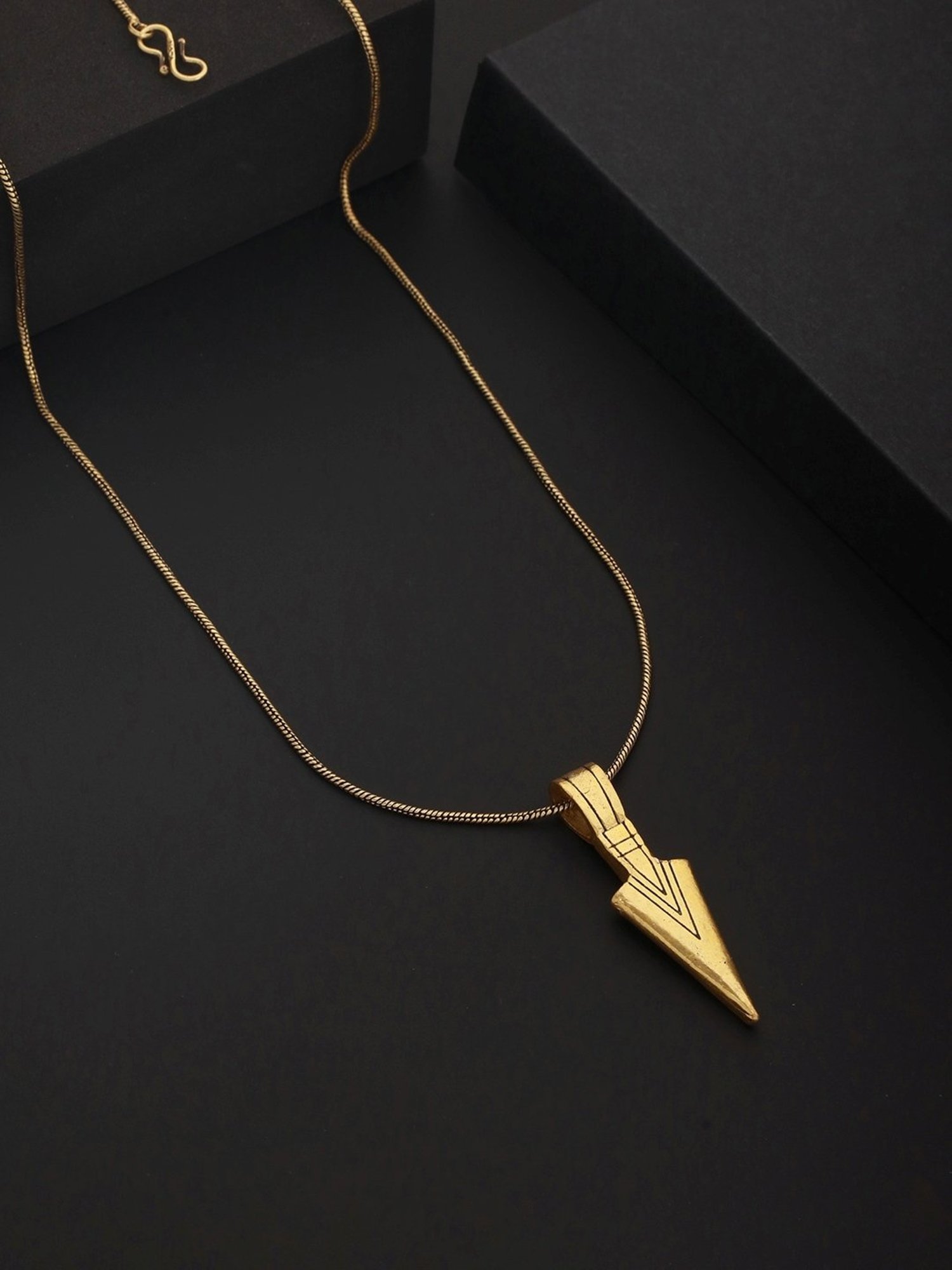 Bold by Priyaasi Striped Arrow Golden Casual Pendant With Chain for Men