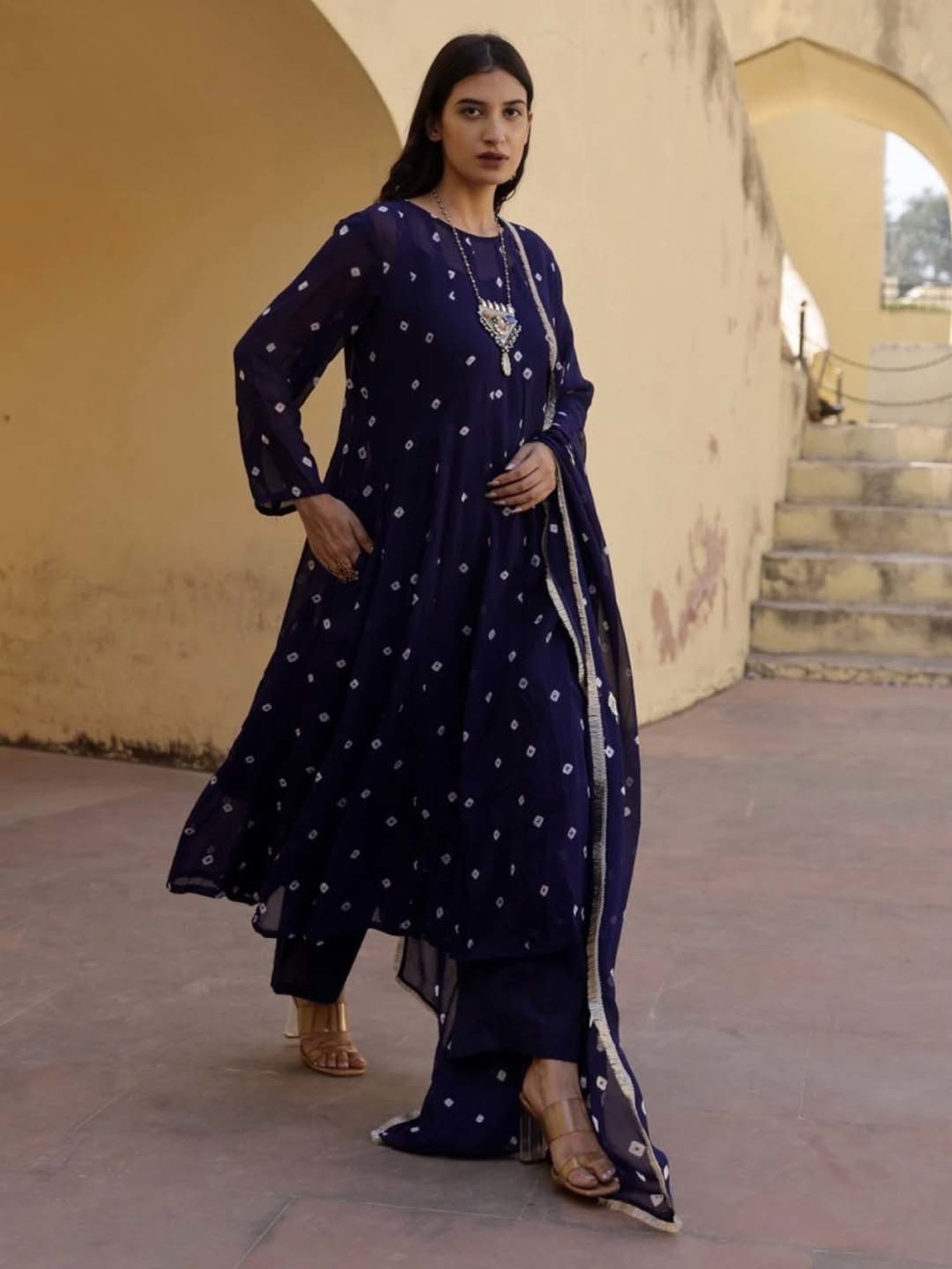 Asrumo Blue Tie And Dye Bhandhej Anarkali