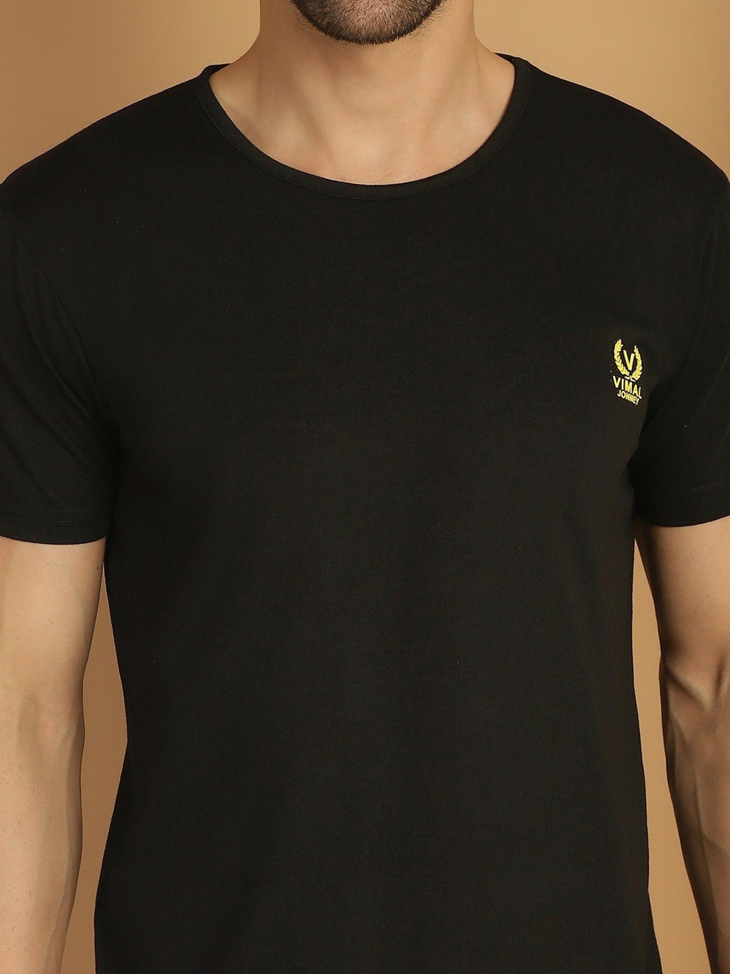 Vimal Jonney Black & Yellow Regular Fit T-Shirt