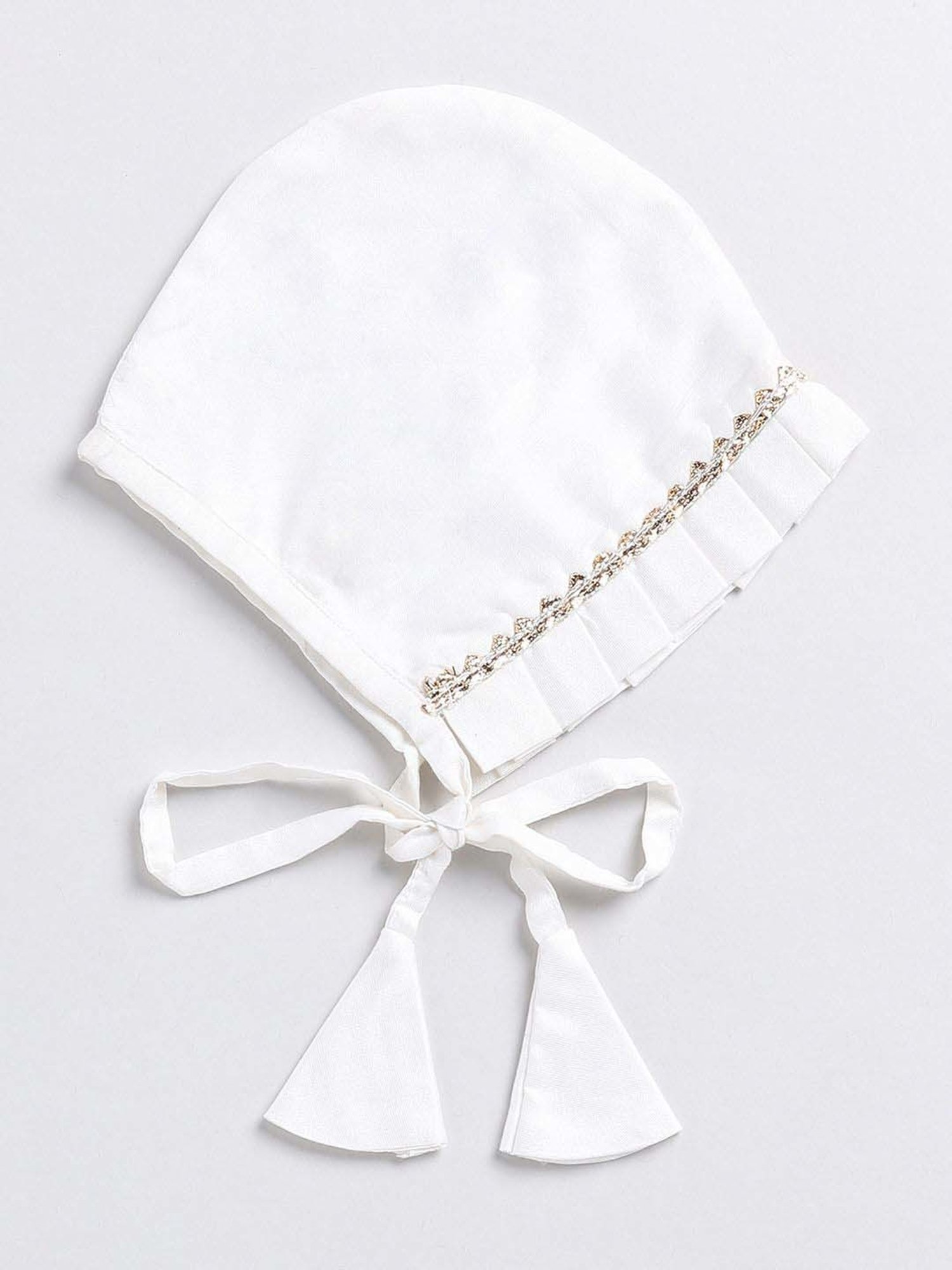 VASTRAMAY Girls White Embroidery Clothing Sets