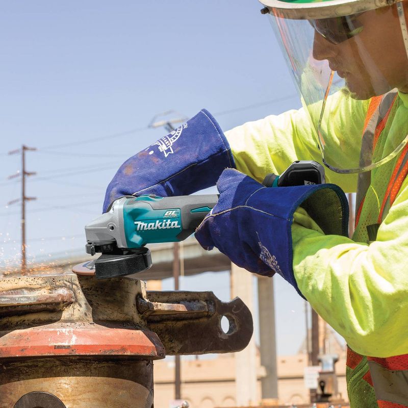 Makita XT276PTX 18V LXT Li-Ion Cordless 2-Pc. Combo Kit And Brushless Angle Grinder