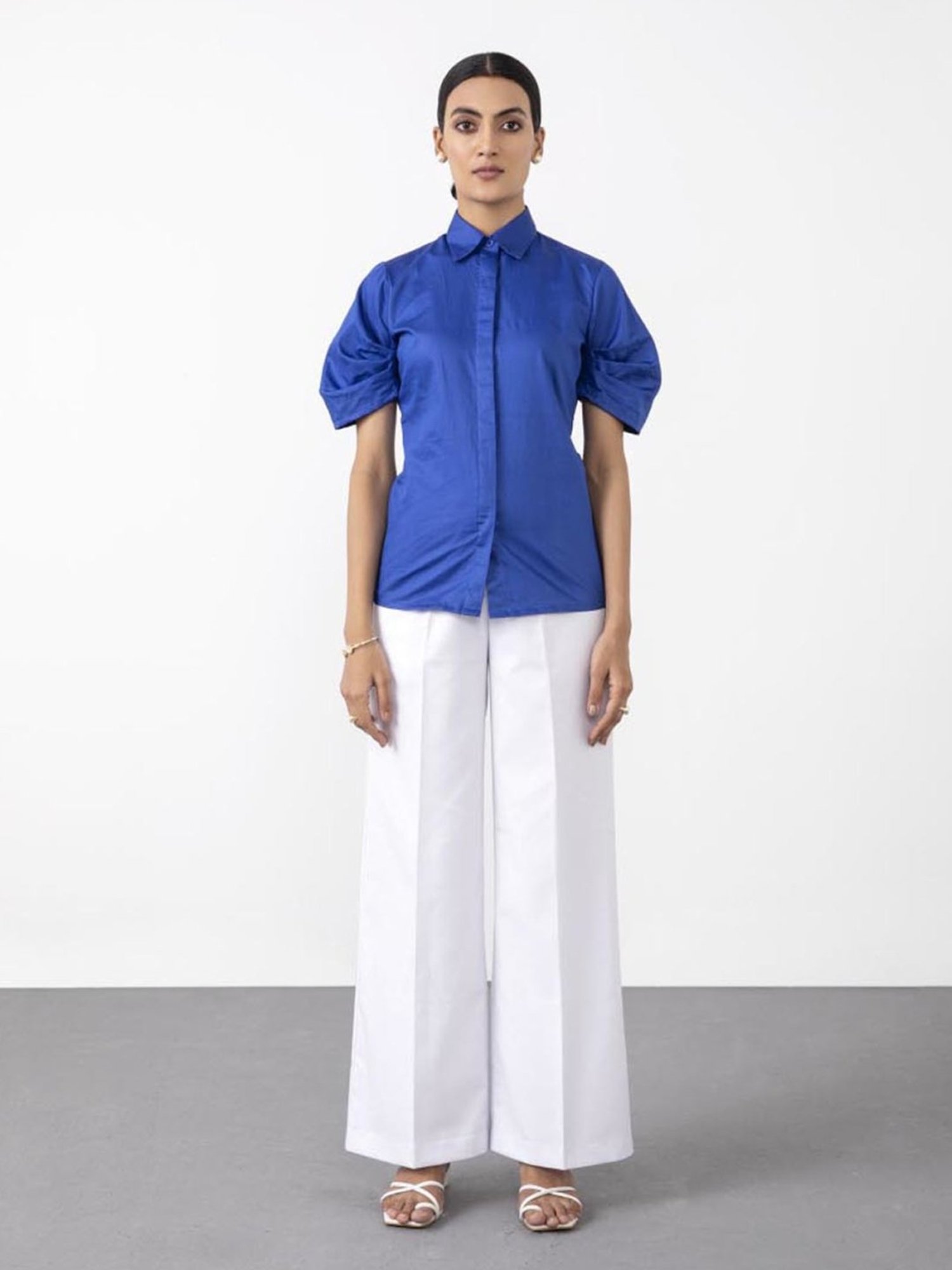 Qua Cobalt Blue Ruched Sleeved Shirt