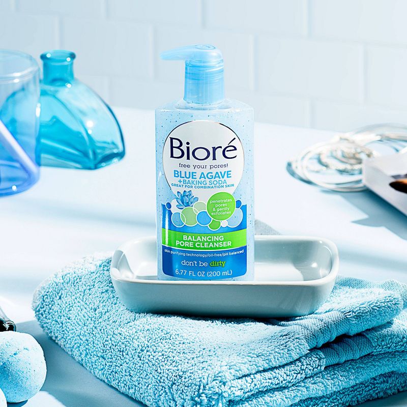 Biore Blue Agave + Baking Soda Oil Free Face Wash - 6.77 fl oz