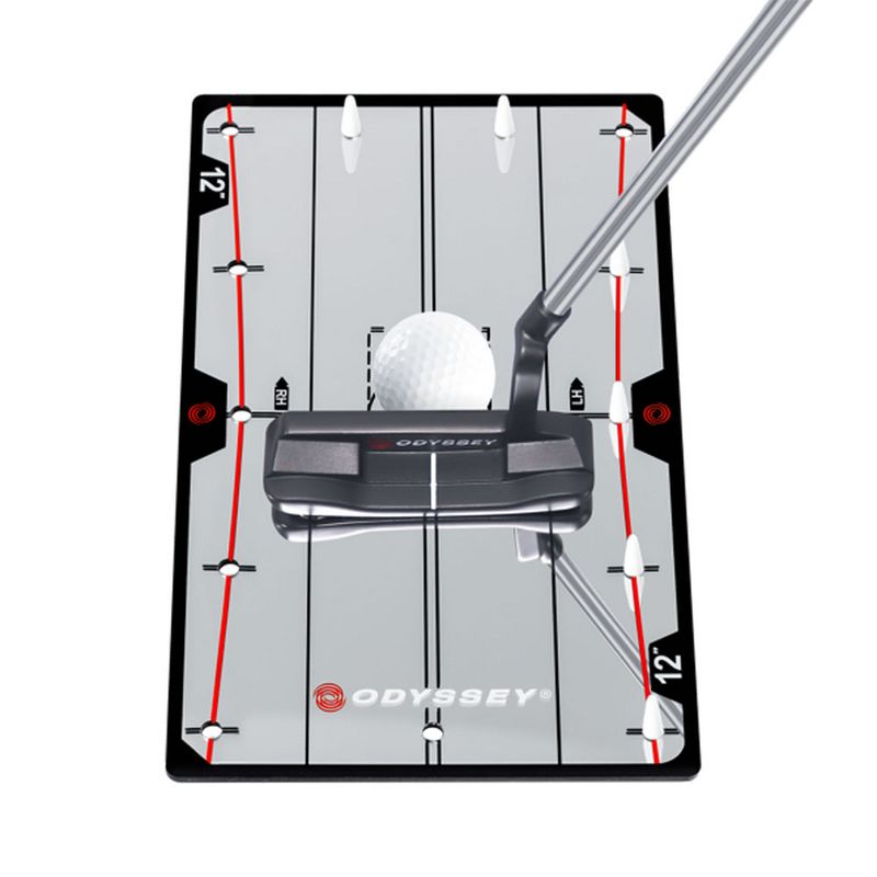 MLB Minnesota Twins 1978 Retro Collection 1.5'x6' Putting Mat - Green