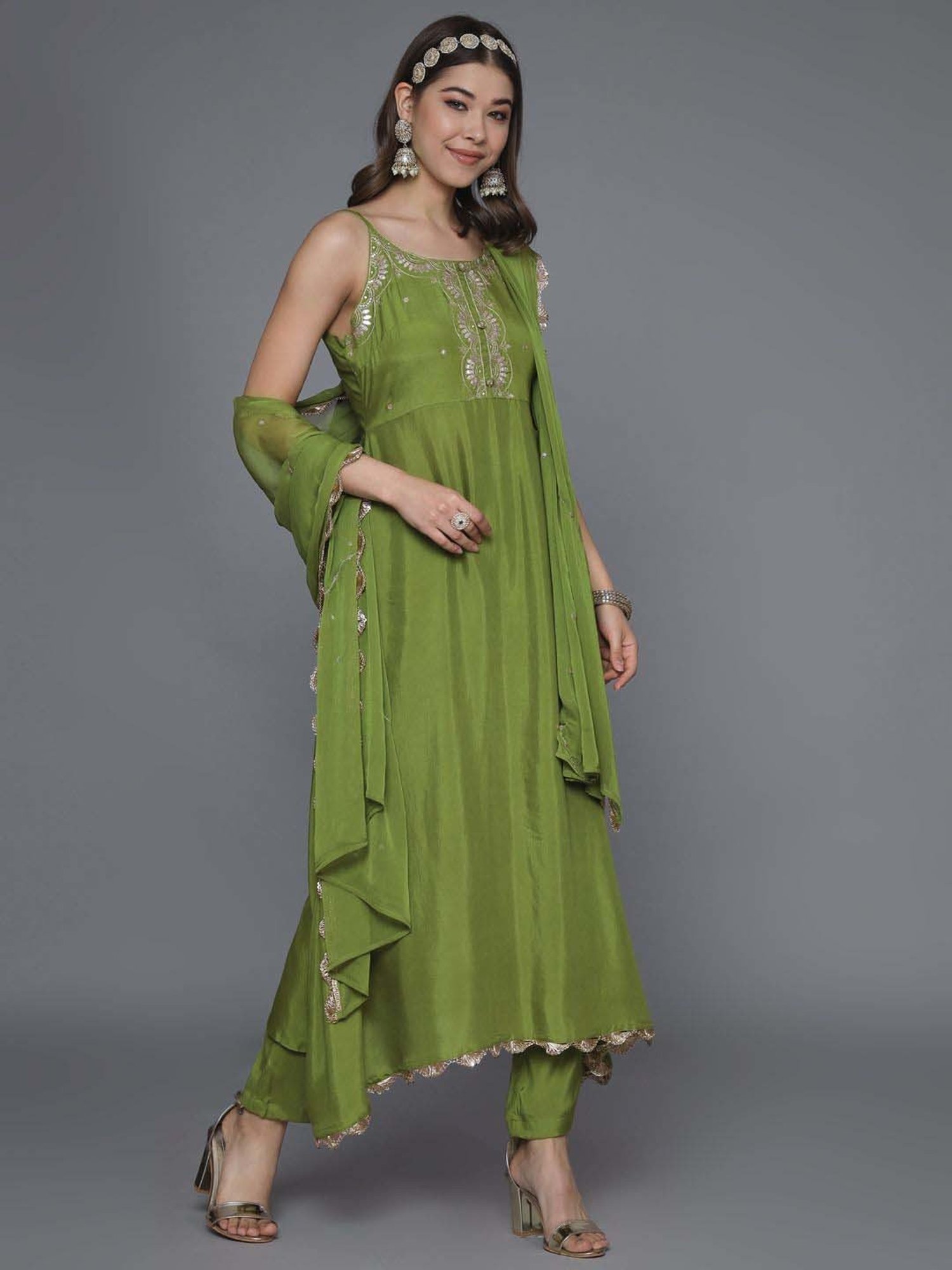 Heeposh Green Embellished Kurta Pant Set With Dupatta
