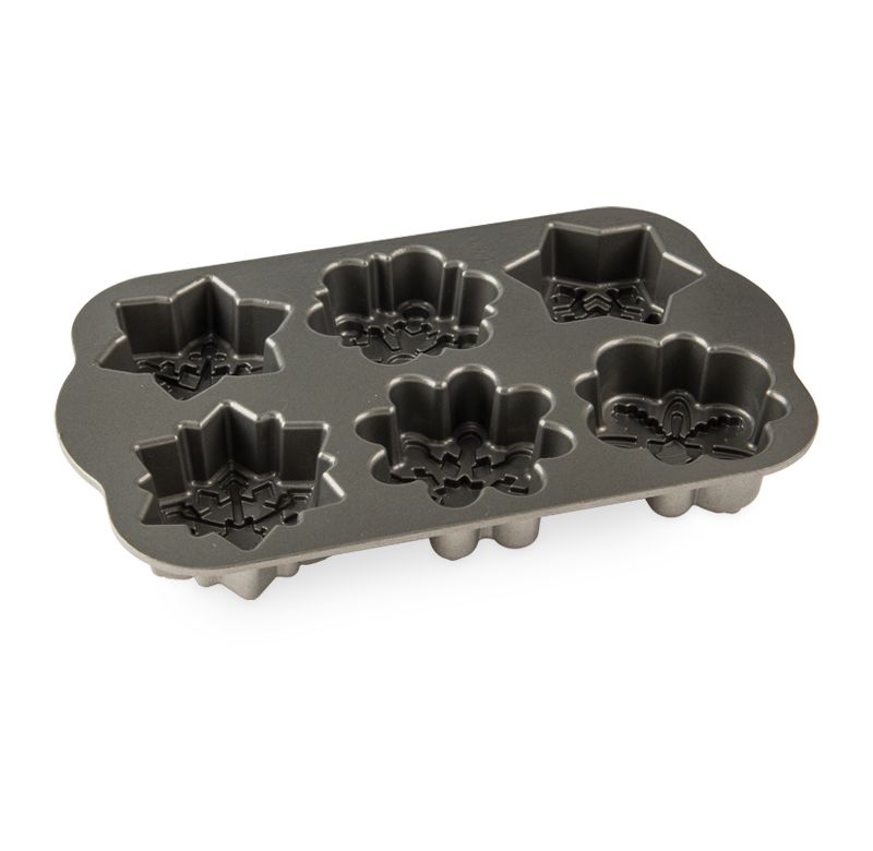 Nordic Ware Frozen Snowflake Cakelet Pan, Metallic