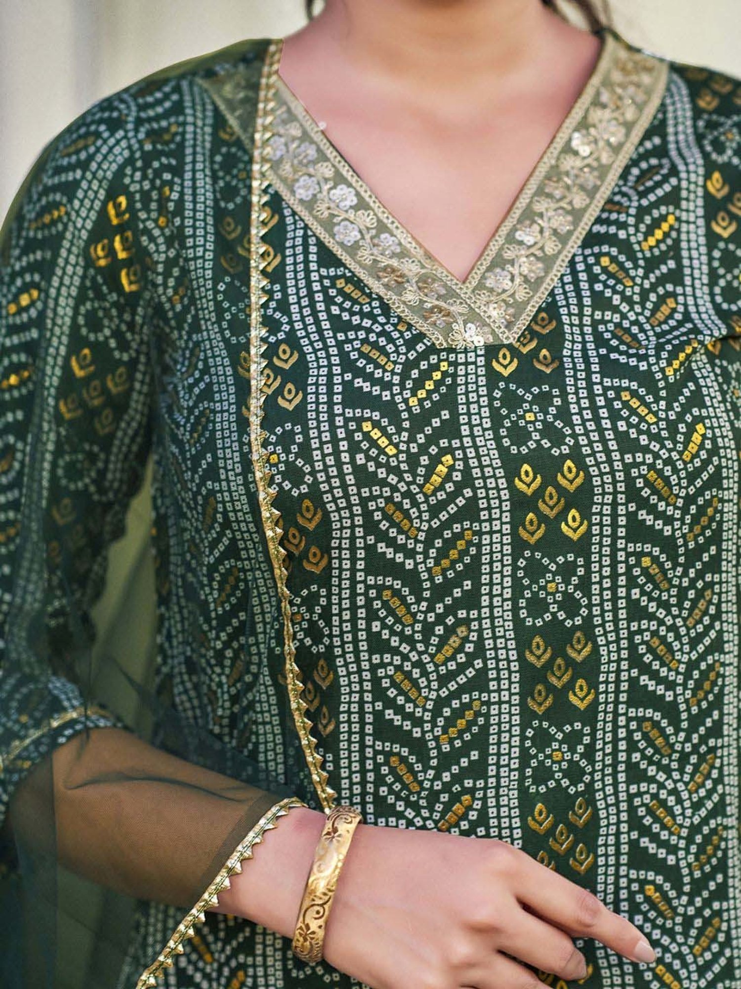 Skylee Green Cotton Printed Kurta Pant Set With Dupatta