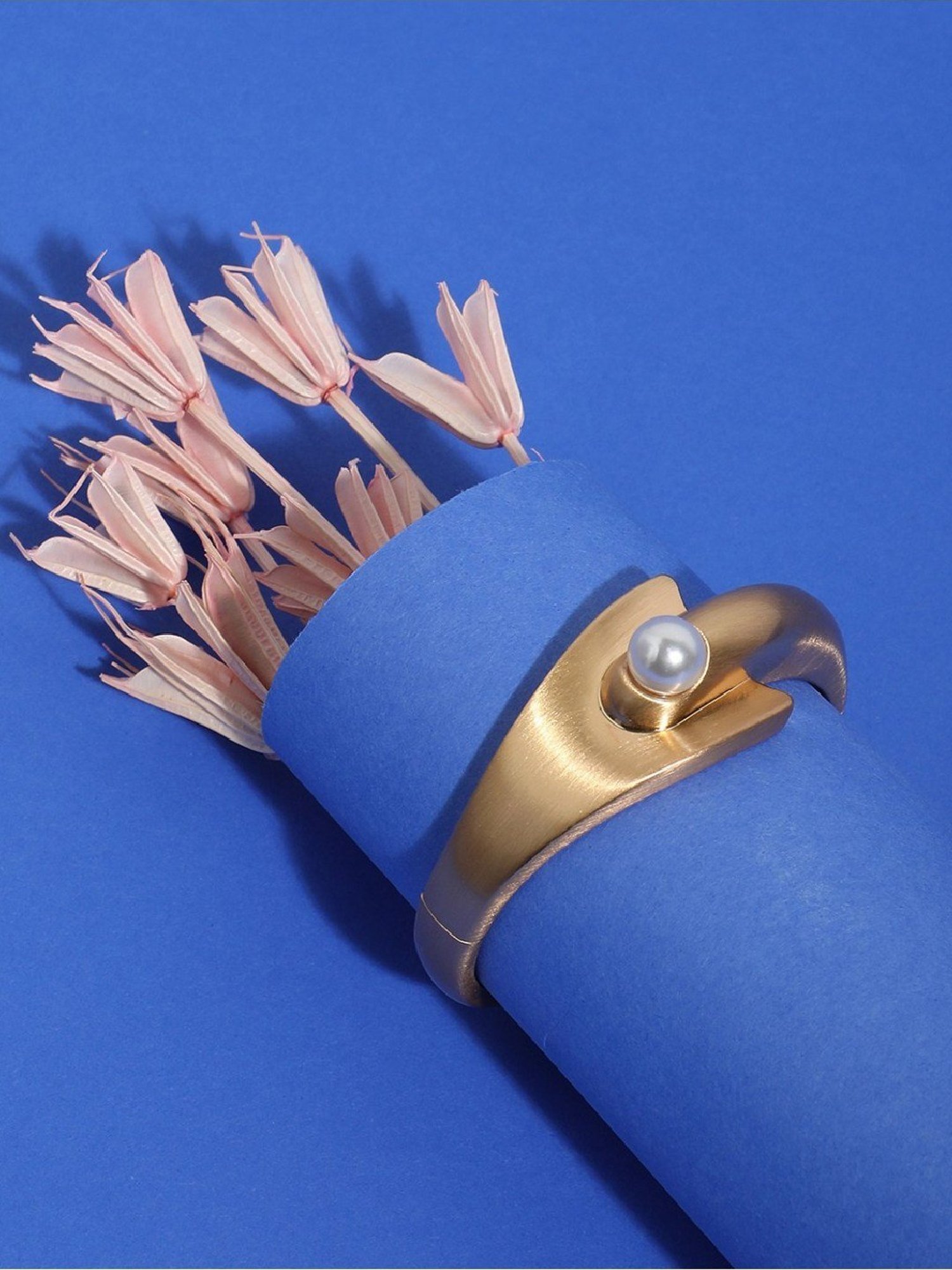 Sohi Women's Metallic Asymetrical Bracelet - Gold