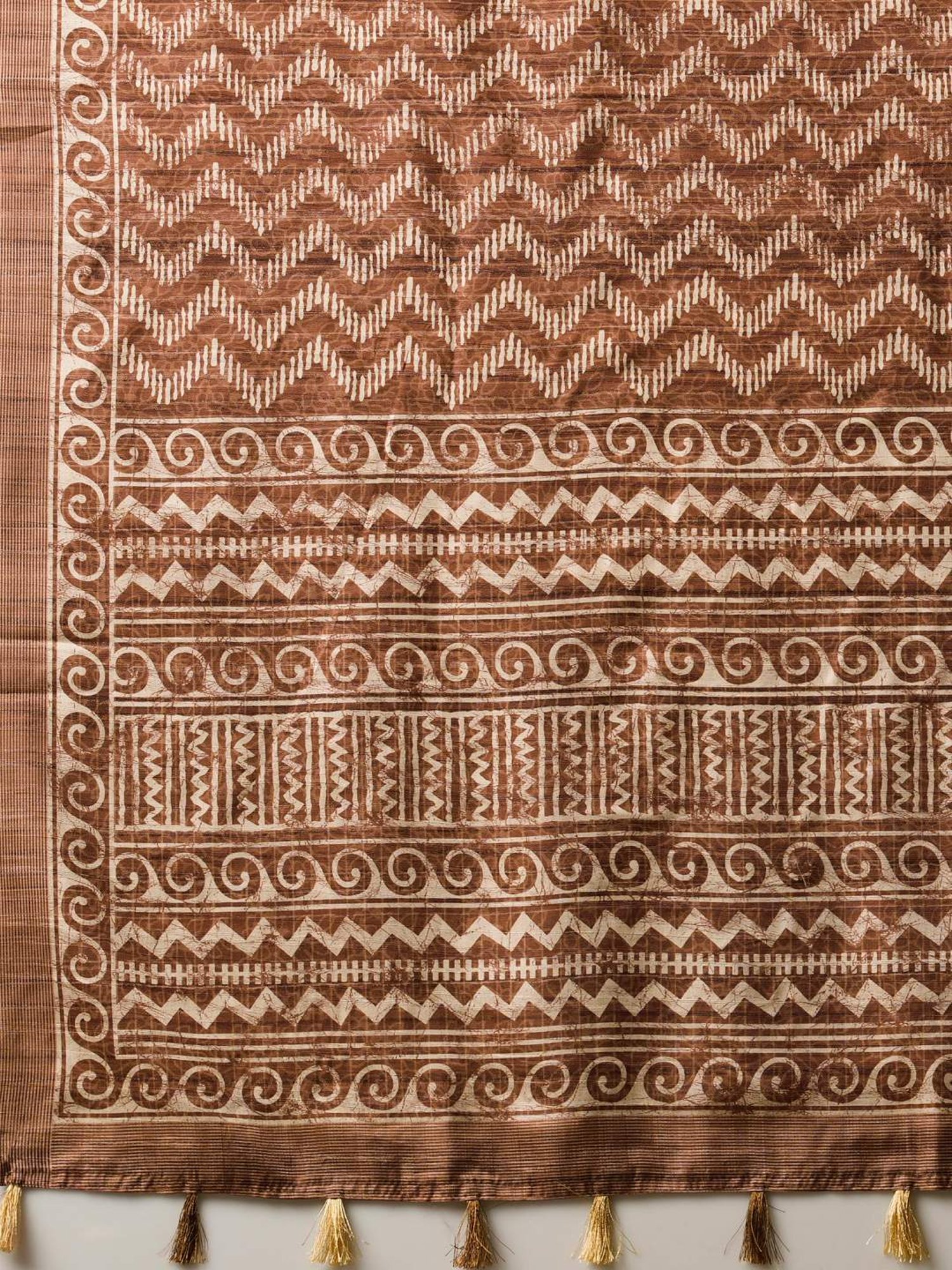 Unnati Silks Grey Cotton Printed Saree With Unstitched Blouse