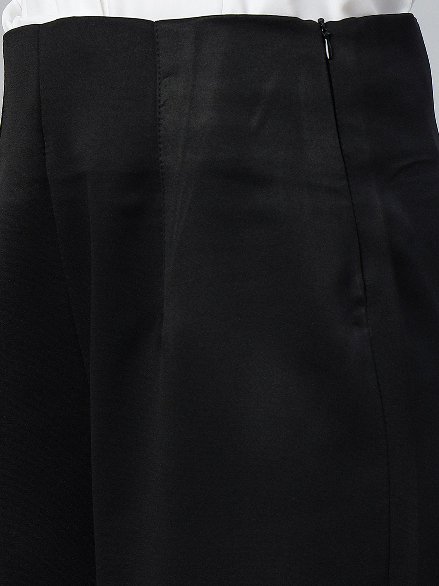 FITHUB Black Relaxed Fit High Rise Trousers