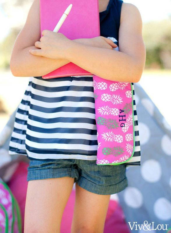 Lined Polyester Zippered School Pencil Case with Carry Strap (Pink Pineapple)