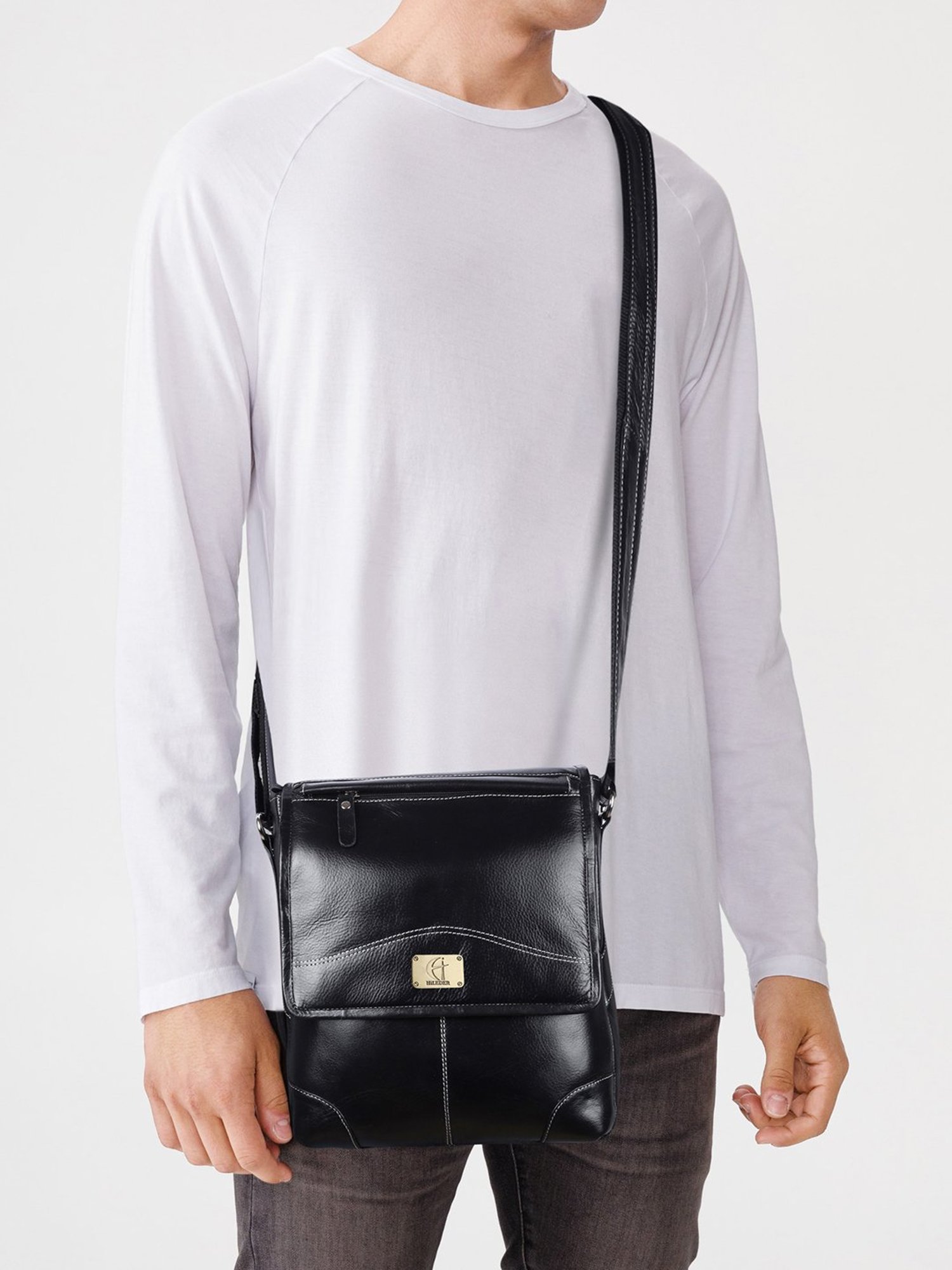 HiLEDER Black Solid Medium Cross Body Bag