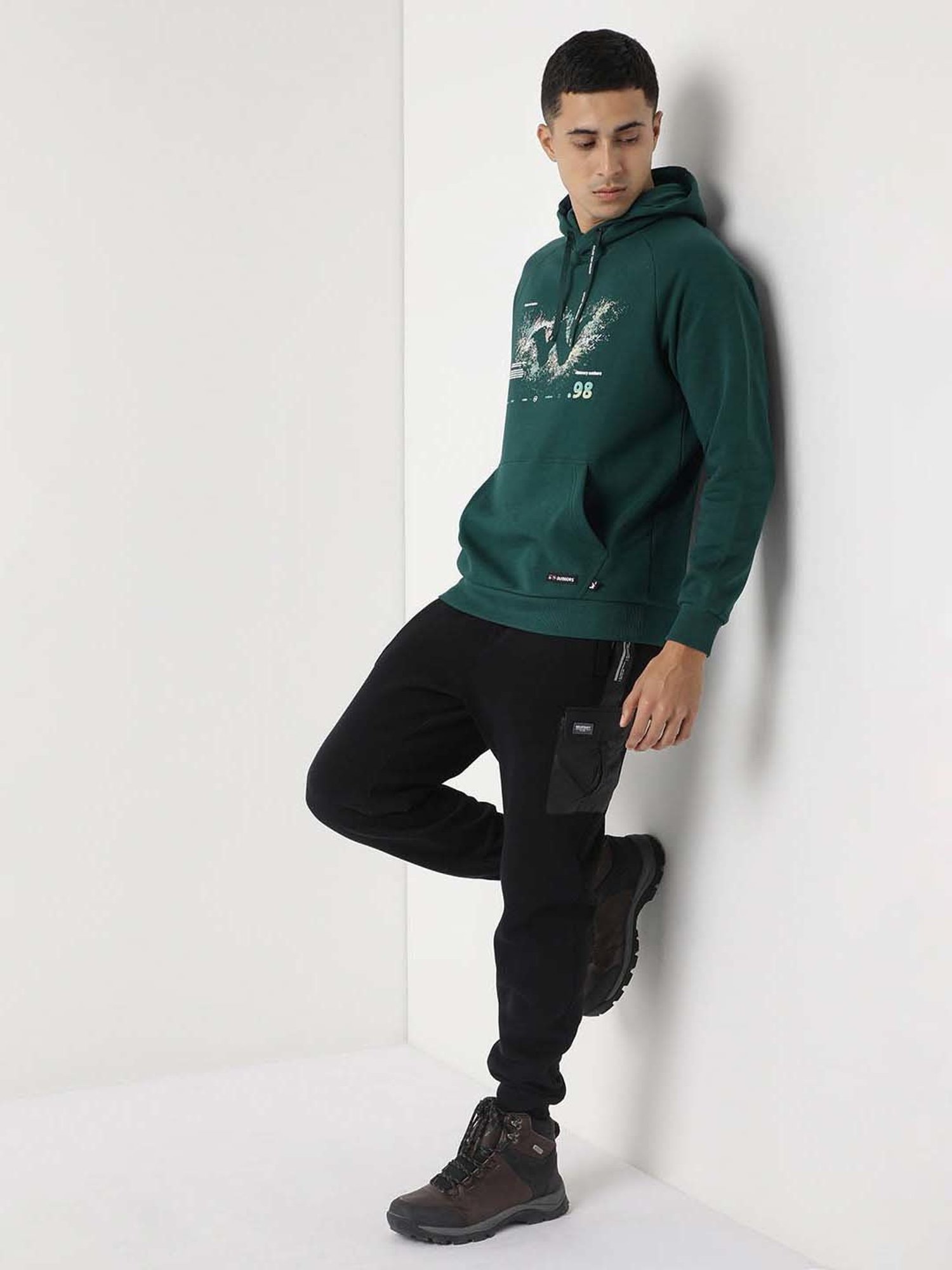 Wildcraft Green Regular Fit Printed Hooded Sweatshirt