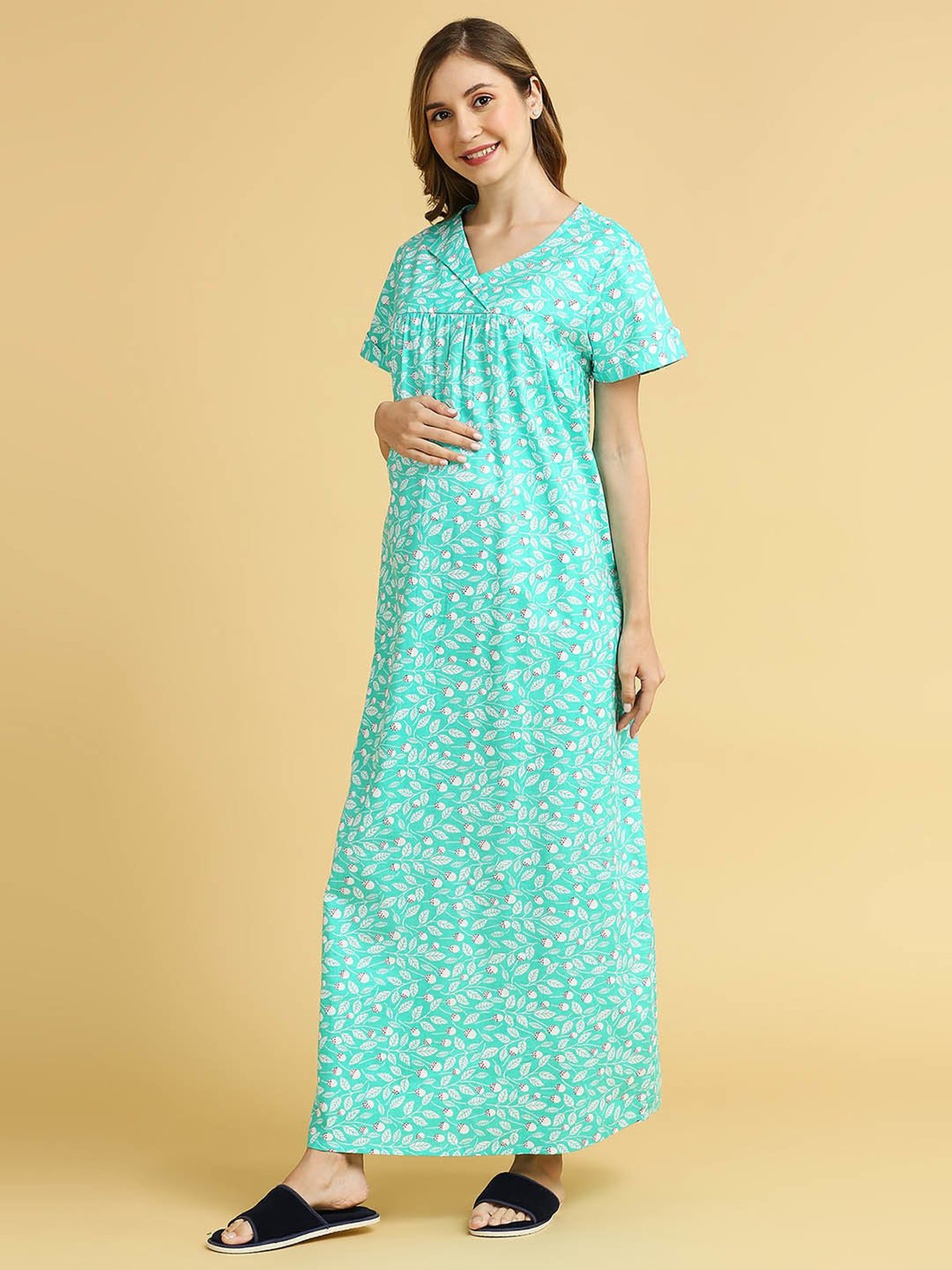 MomToBe Green Cotton Printed Feeding Nighty
