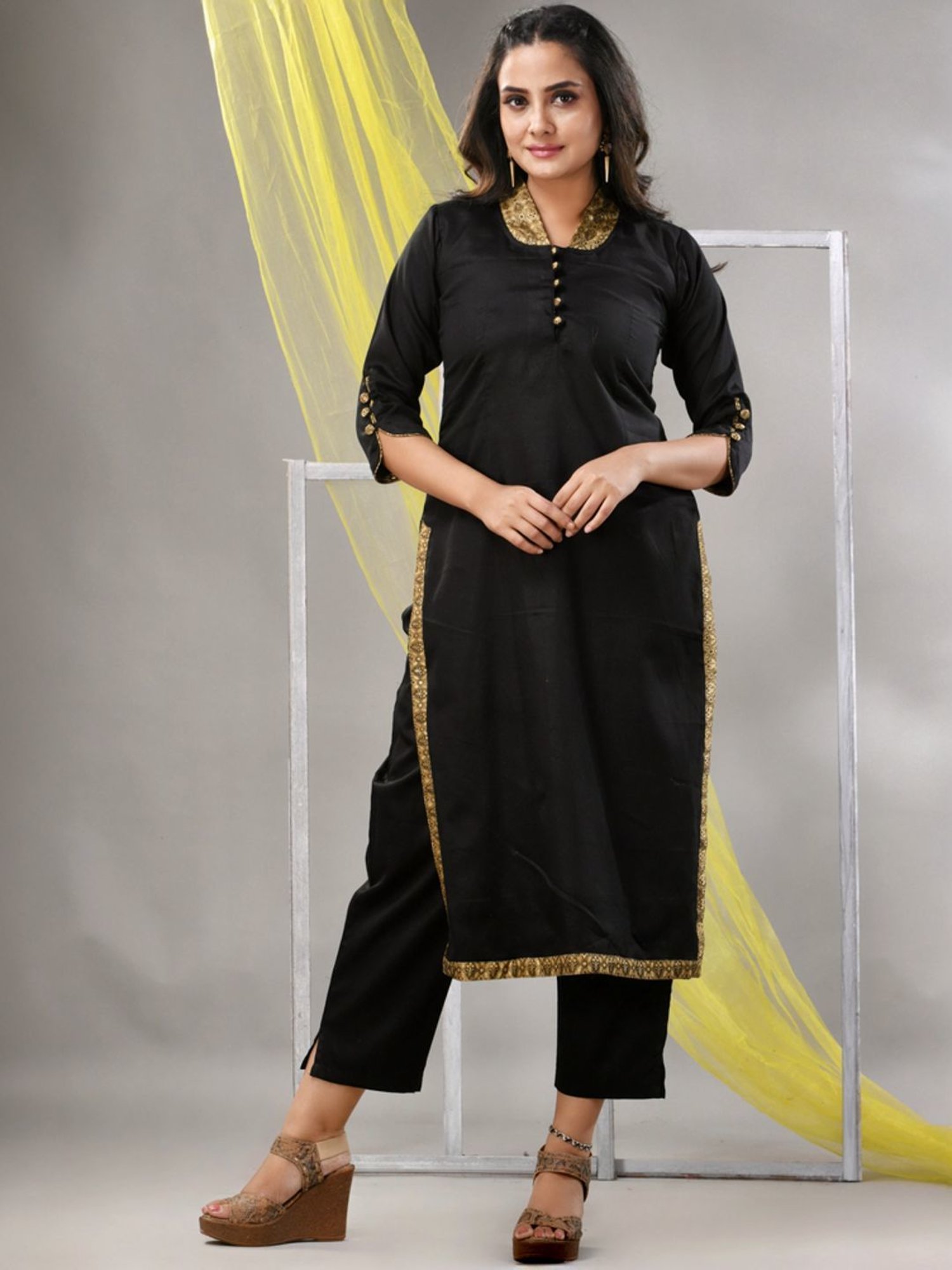 CHARUKRITI Black Regular Fit Kurta Pant Set