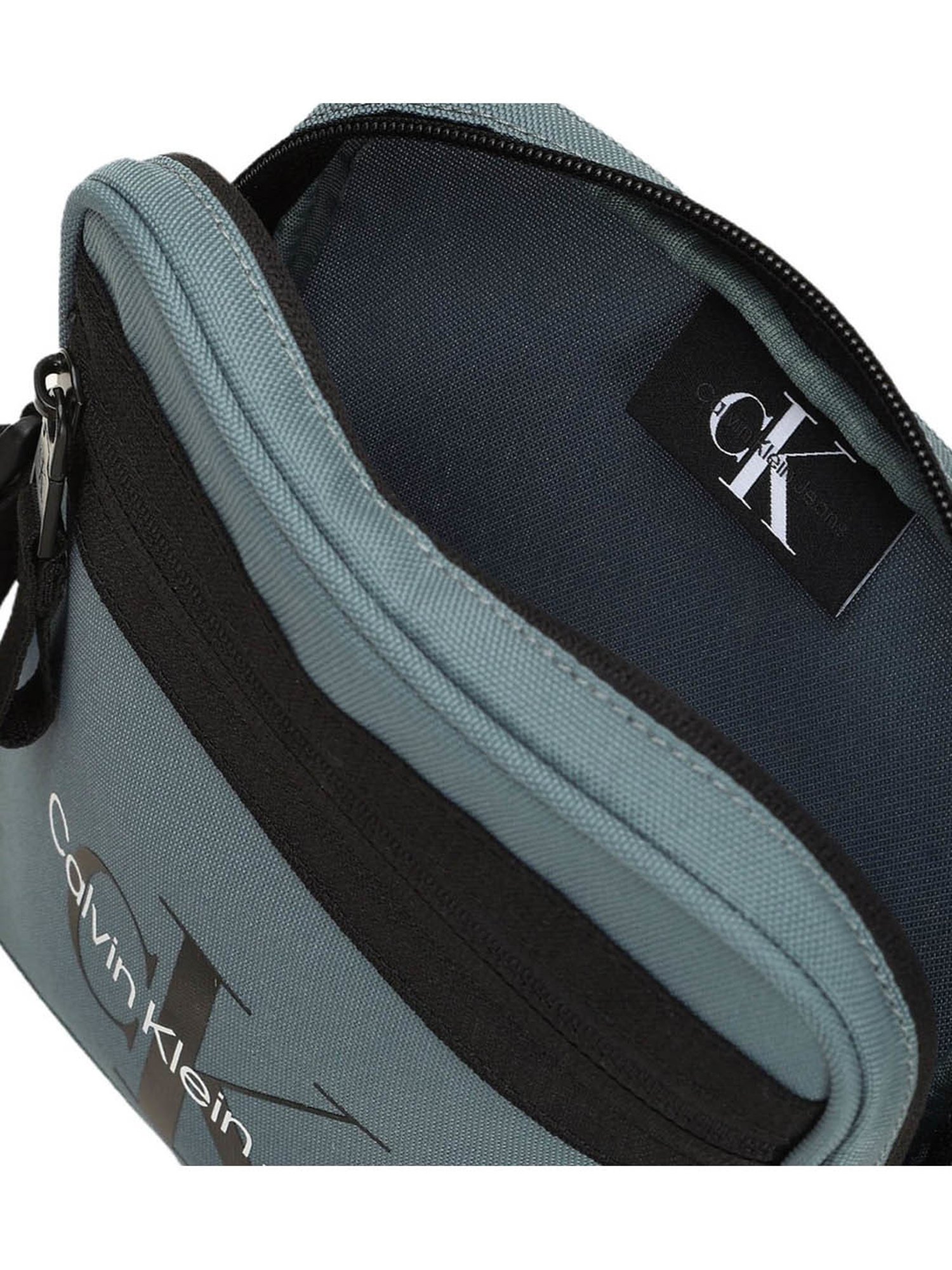 CALVIN KLEIN Goblin Blue Sport Essentials Reporter Medium Cross Body Bag