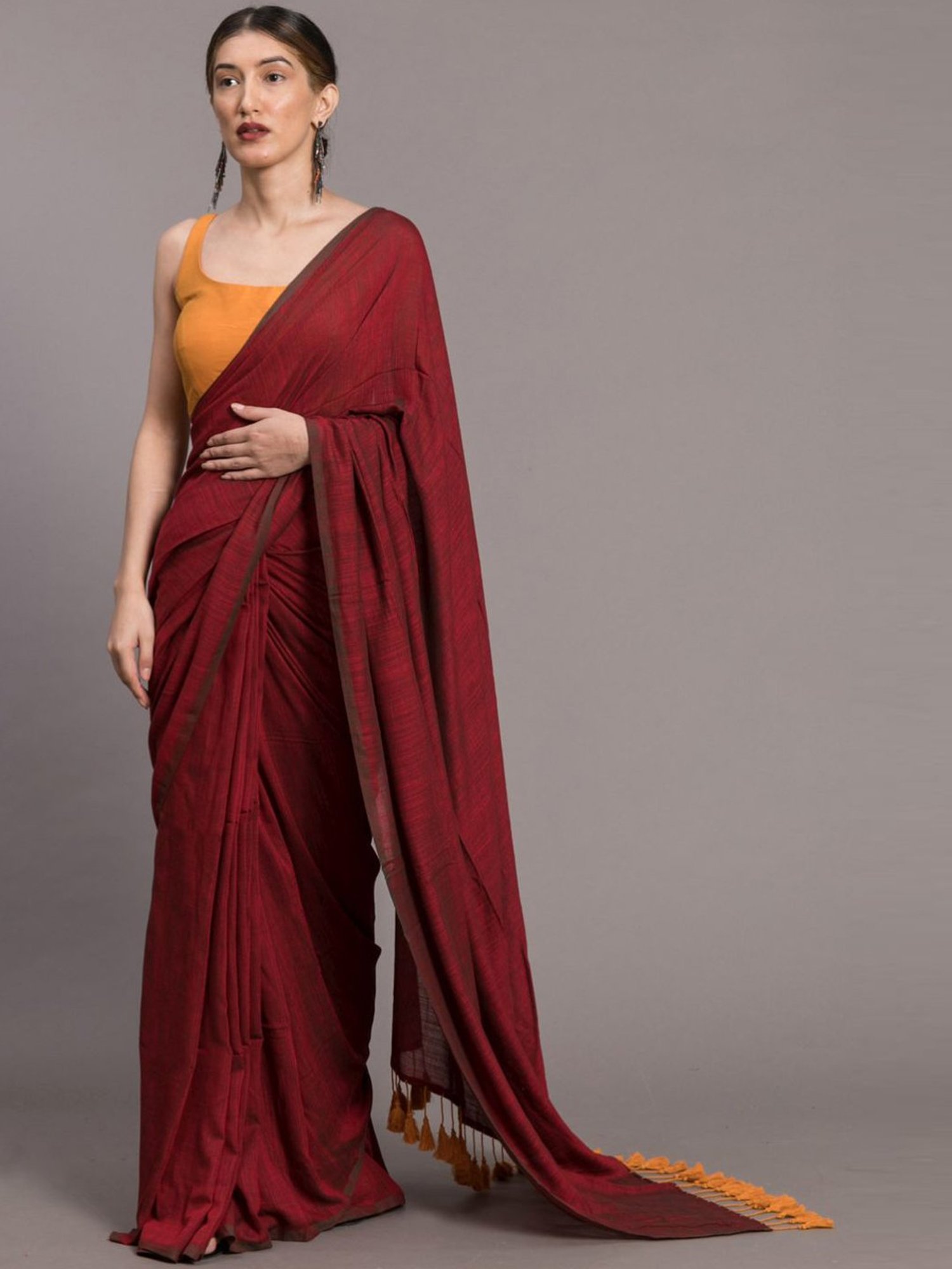 Suta Maroon Plain Saree Without Blouse