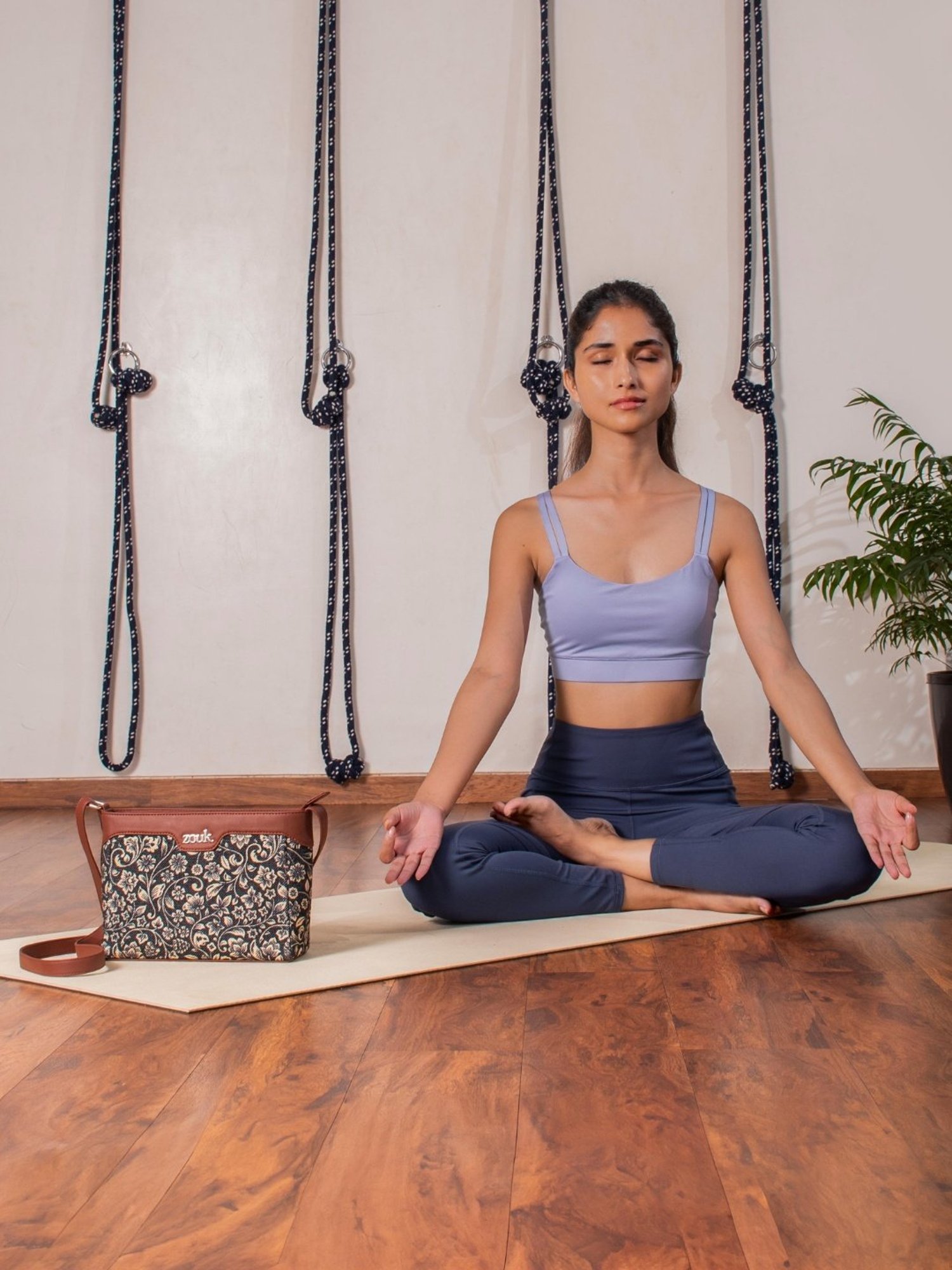 ZOUK Multicolor Printed Cross Body Bag