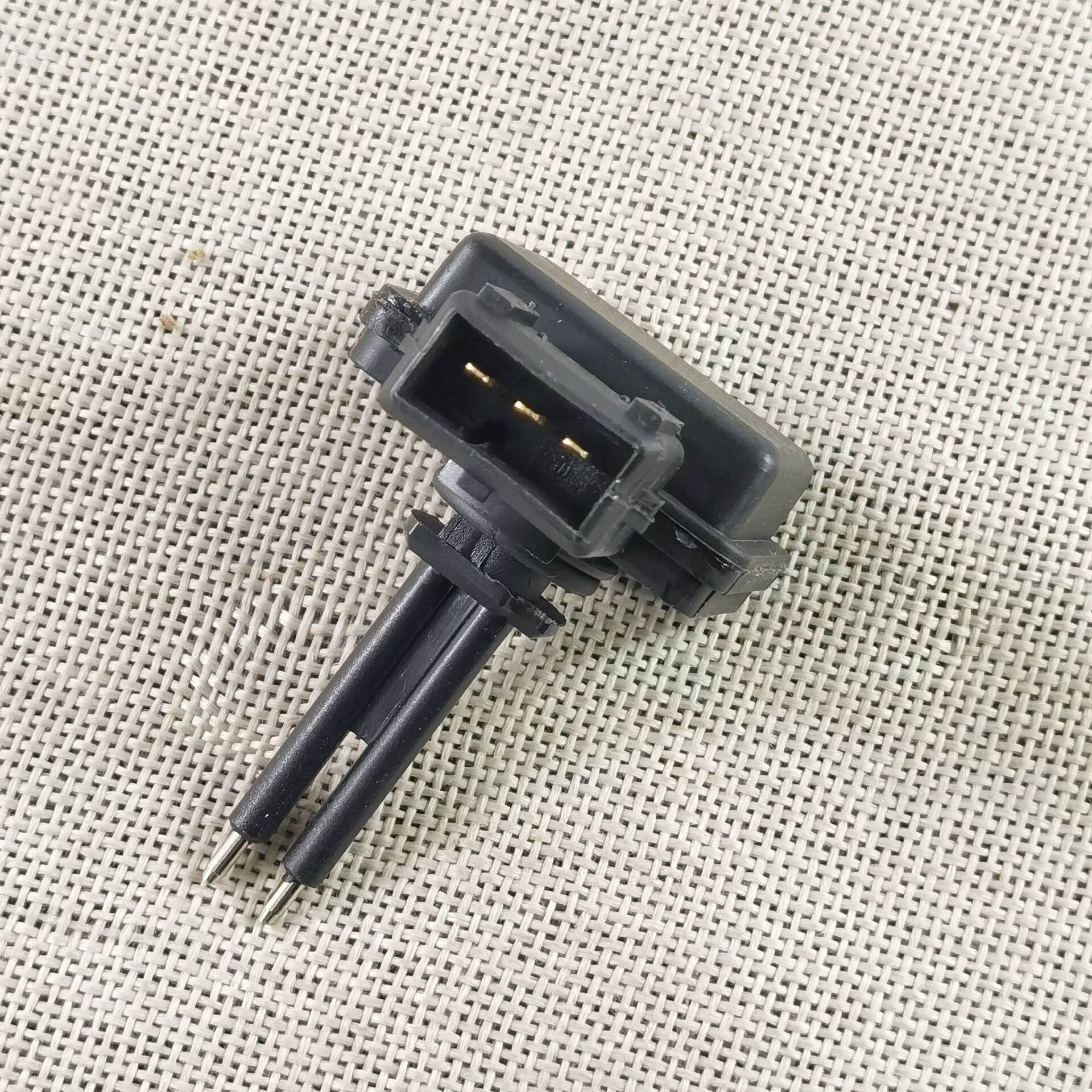 Coolant Level Sensor Water Radiator Detector 9646902580 for Peugeot 63299058 1306.C0, 63 299 058 PSA, 1306C3