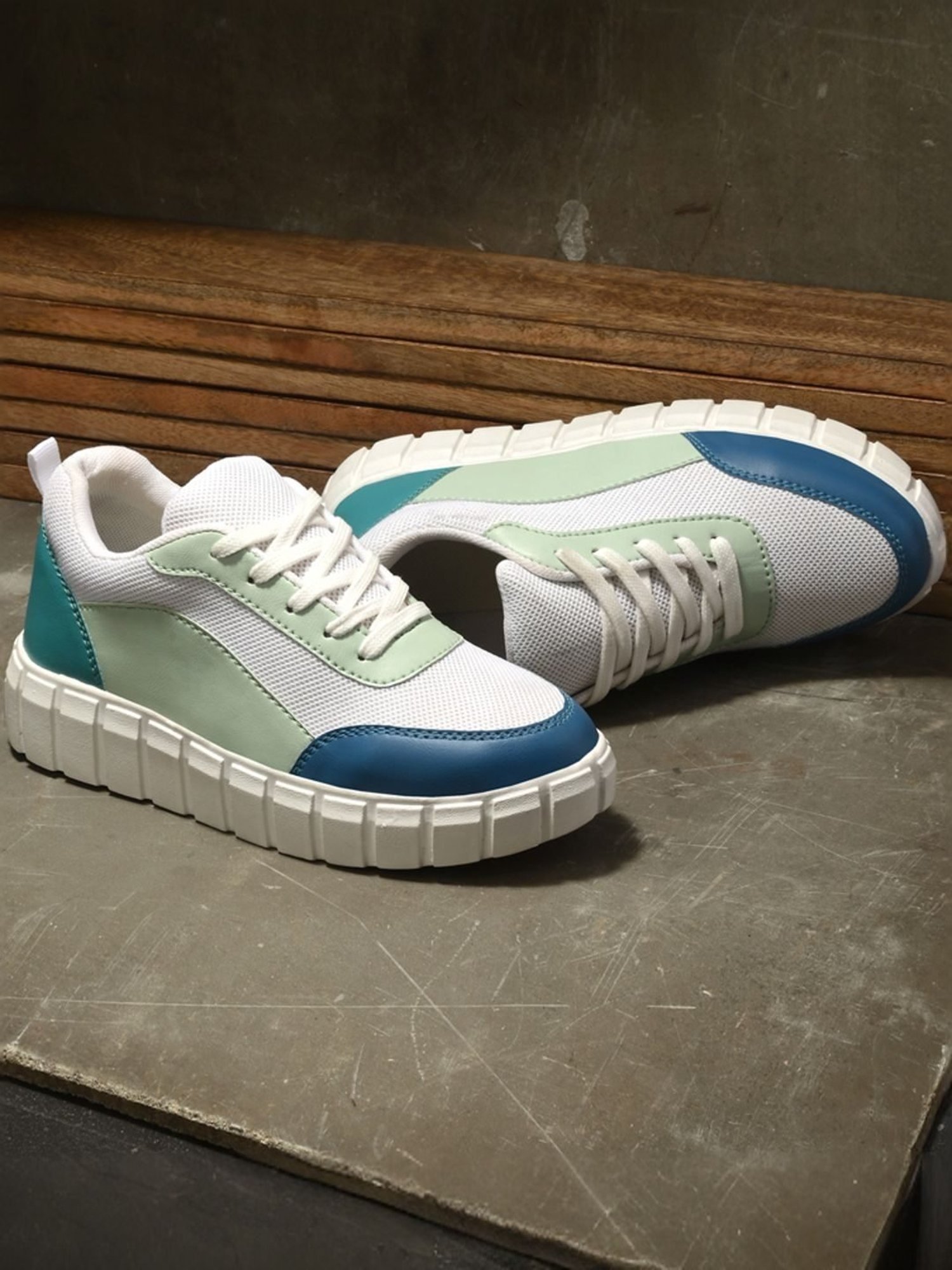 Giorgio Women's White Sneakers