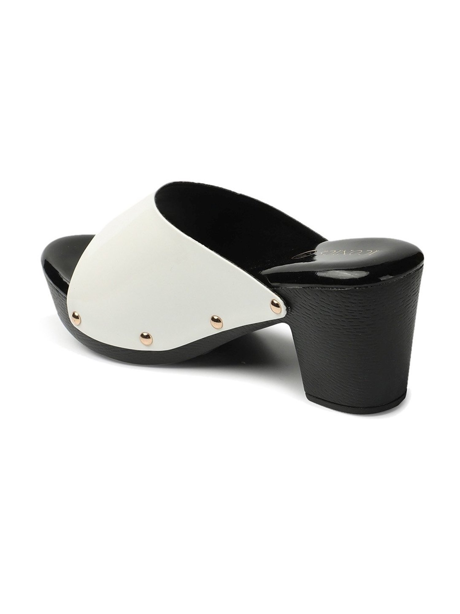 Iconics Women's White Casual Sandals