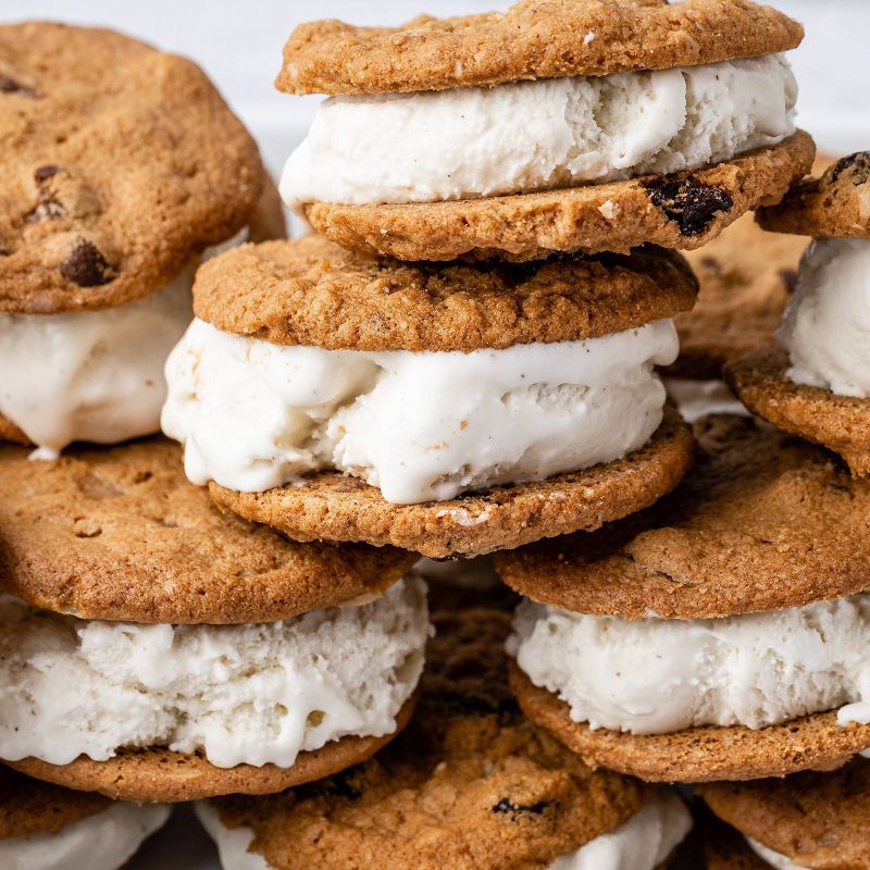 Tate's Bake Shop Oatmeal Raisin Cookies - 7oz